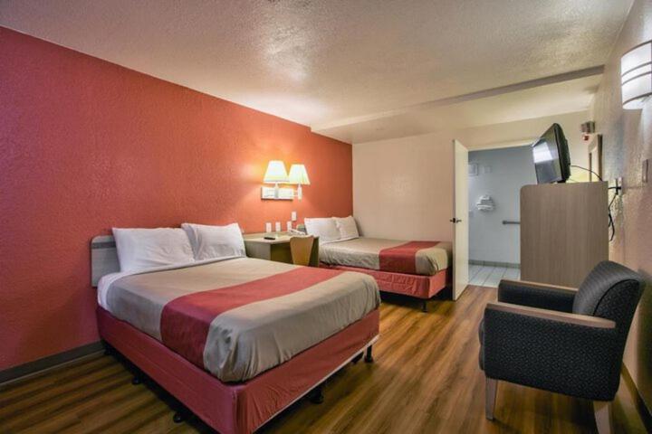 Loyalty Inn Tallahassee photo 7