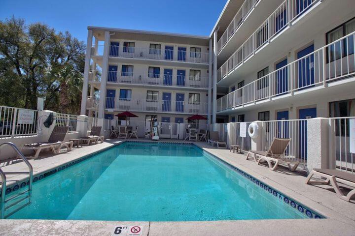 Loyalty Inn Tallahassee photo 9