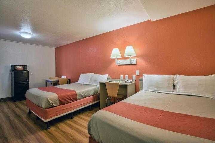 Loyalty Inn Tallahassee photo 12