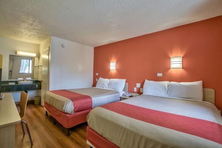 Loyalty Inn Tallahassee photo 16
