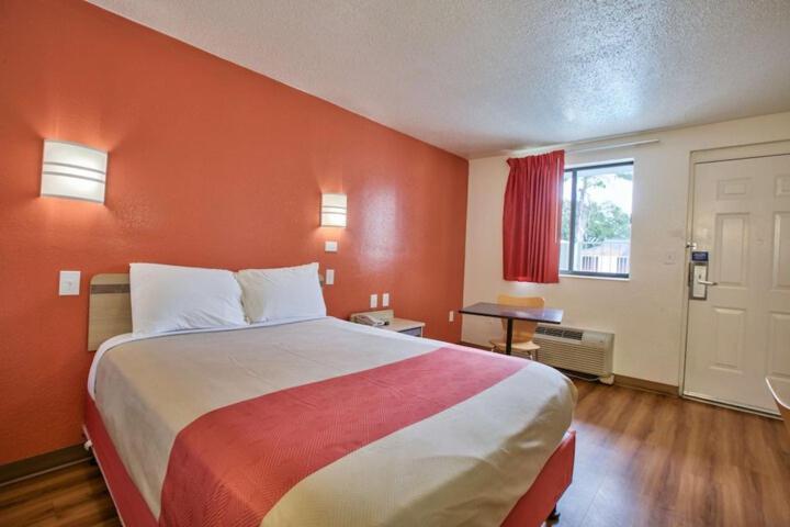 Loyalty Inn Tallahassee photo 19