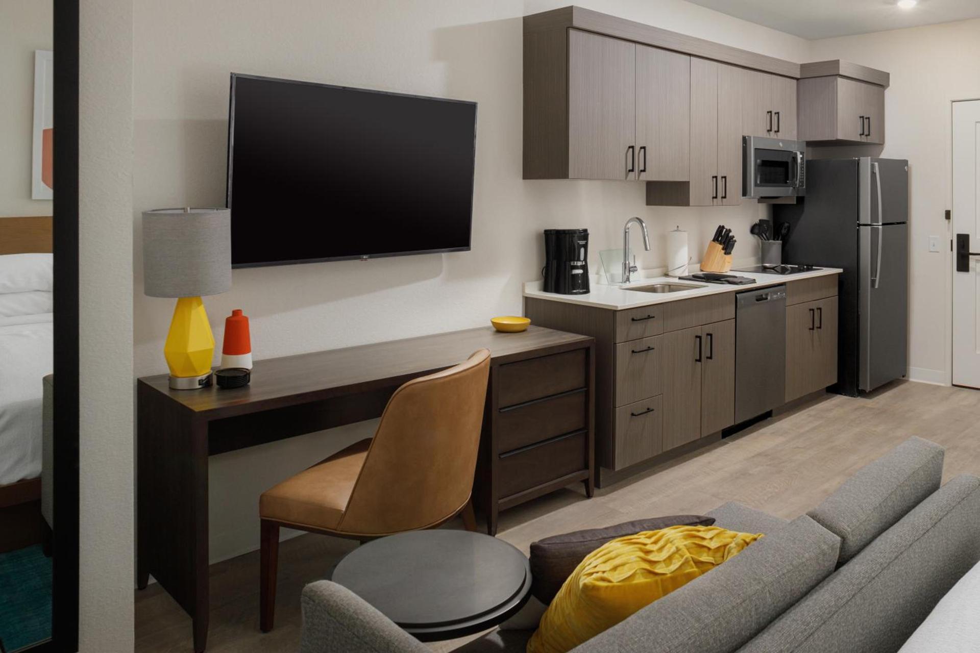 WaterWalk Extended Stay by Wyndham Tucson photo 40