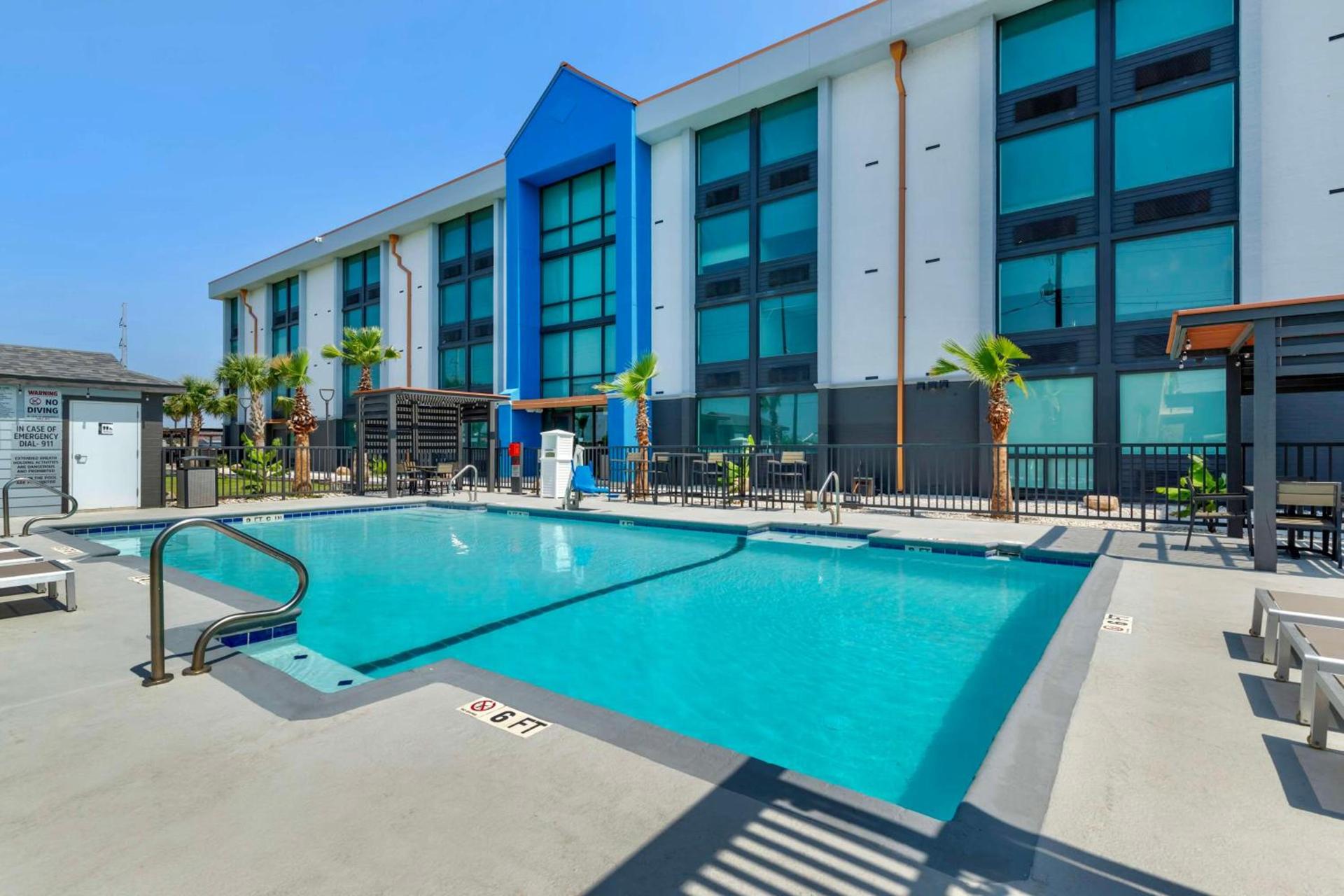Best Western Corpus Christi Airport Hotel photo 4
