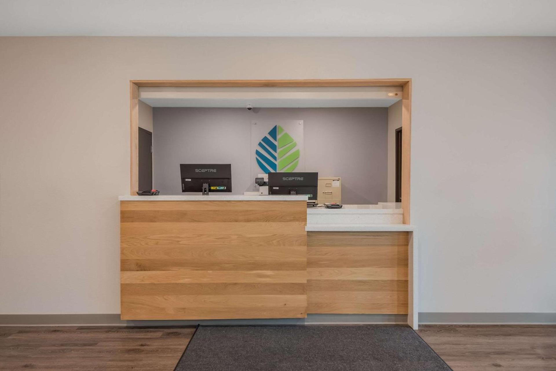 WoodSpring Suites Bellflower - Los Angeles photo 26