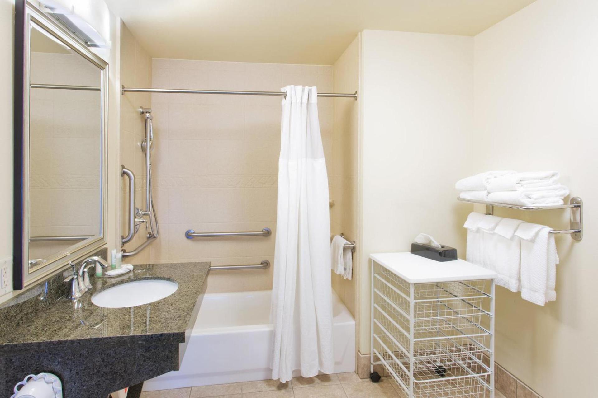 Staybridge Suites Everett - Paine Field by IHG photo 15