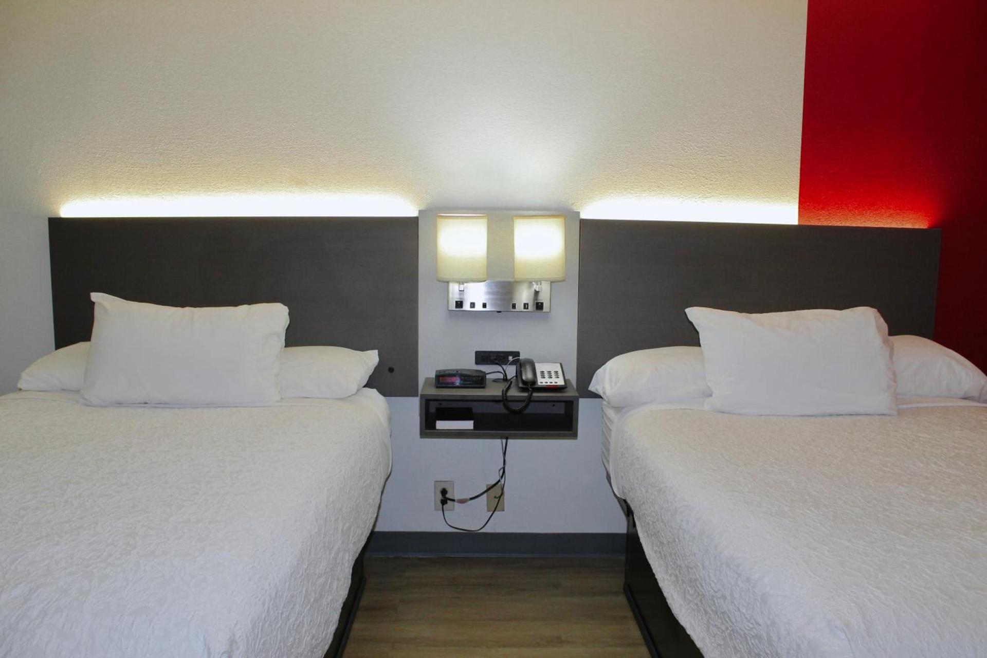 Ramada by Wyndham Harrisonburg photo 24