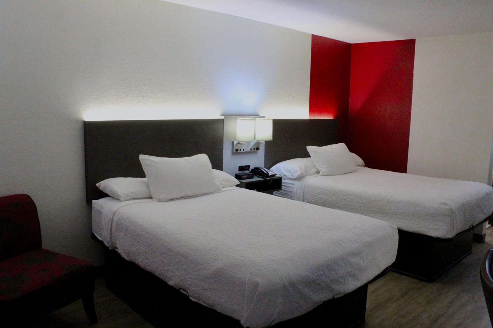 Ramada by Wyndham Harrisonburg photo 26
