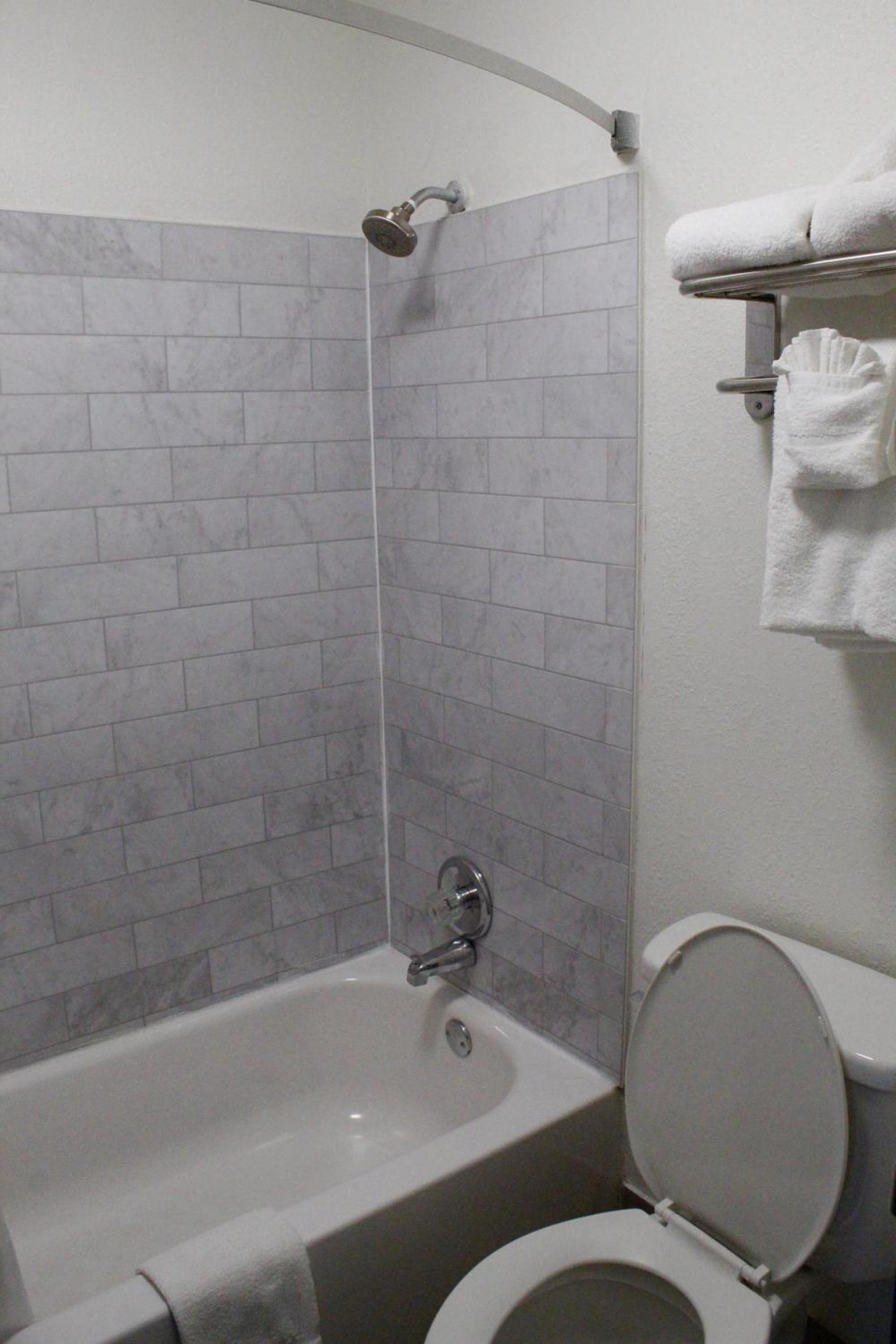 Ramada by Wyndham Harrisonburg photo 27