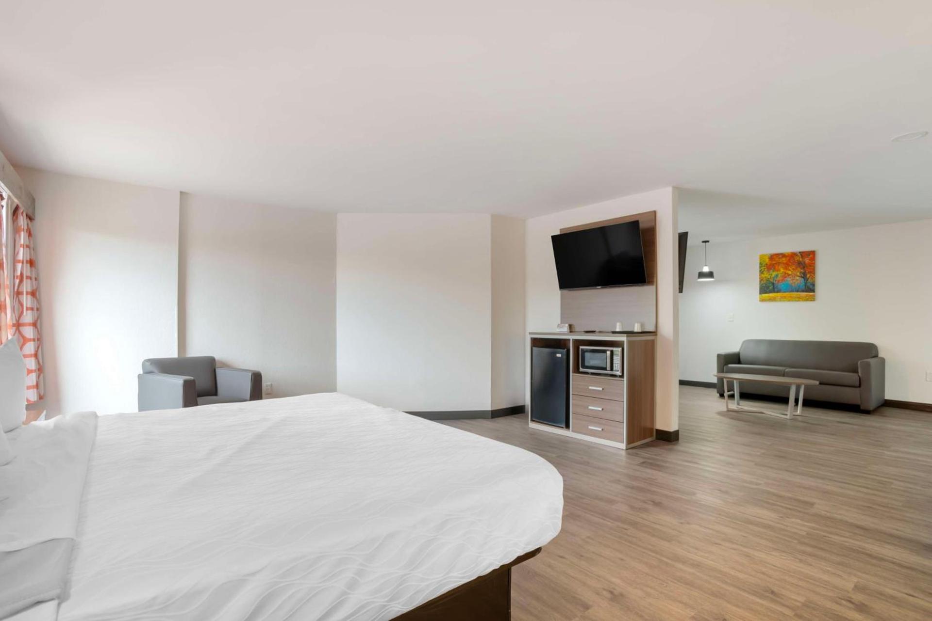Best Western Statesville Inn photo 12