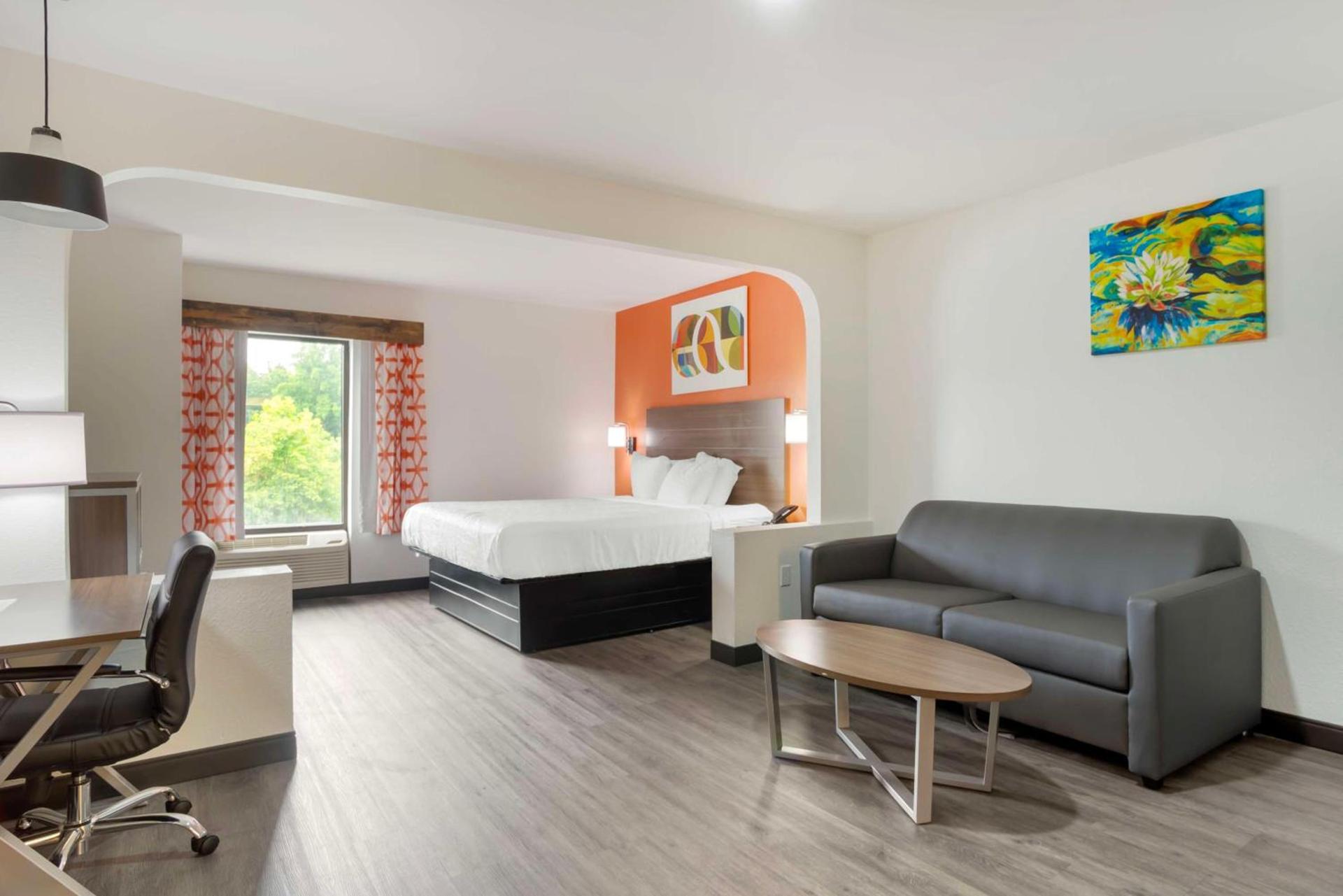 Best Western Statesville Inn photo 50