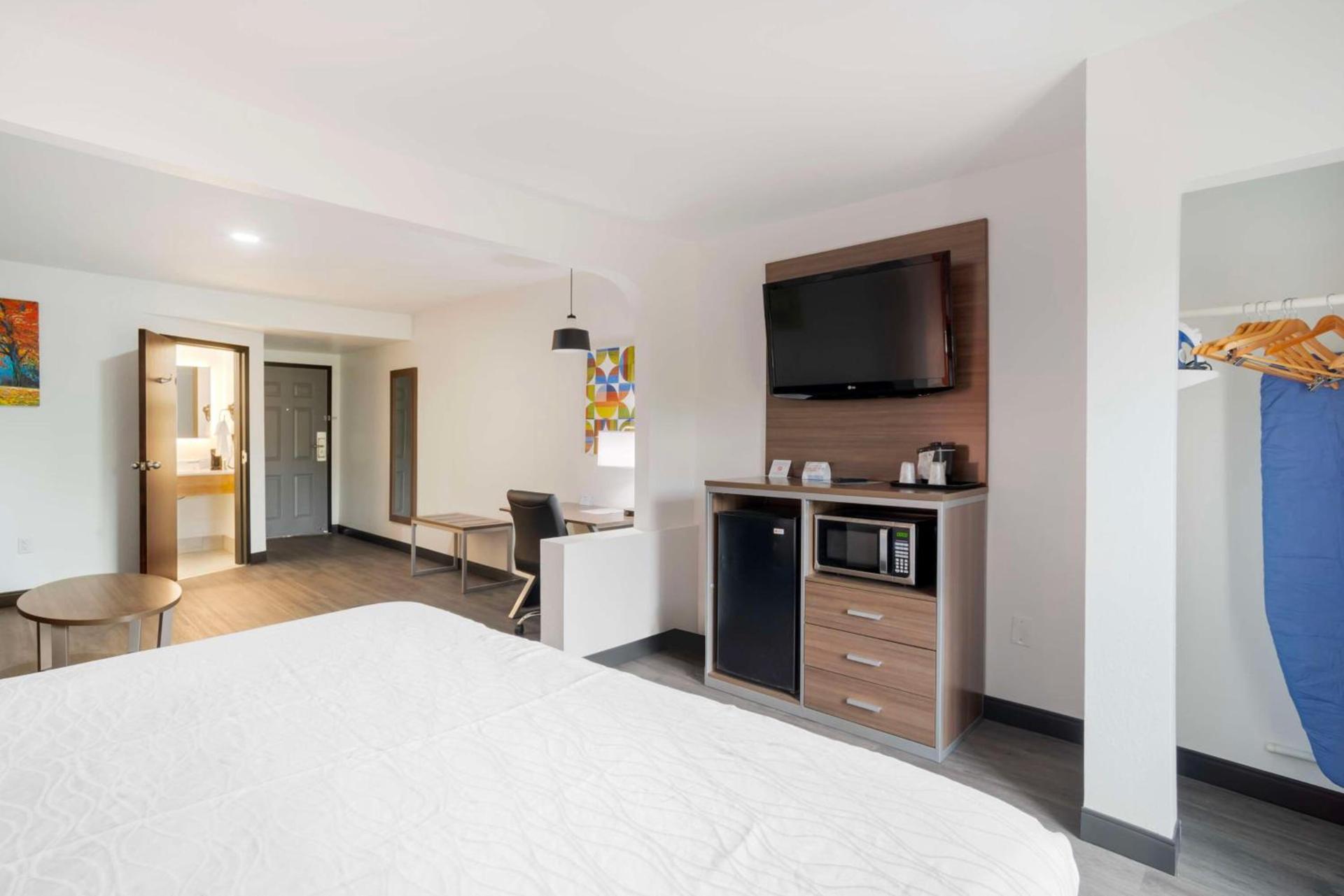 Best Western Statesville Inn photo 14