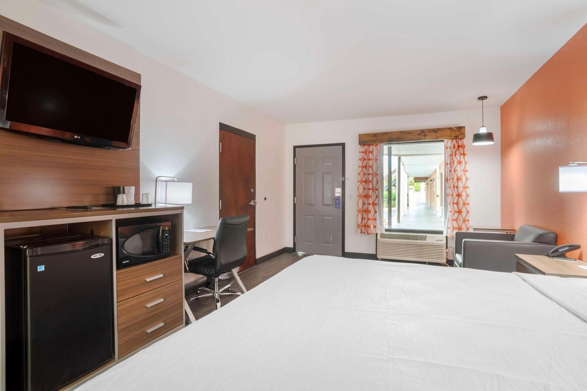 Best Western Statesville Inn photo 25