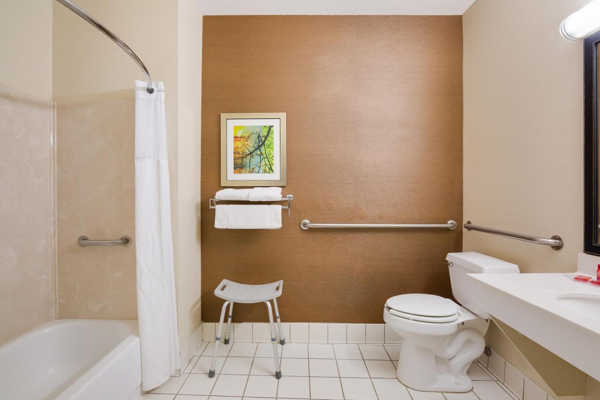 AmericInn by Wyndham Minot photo 28