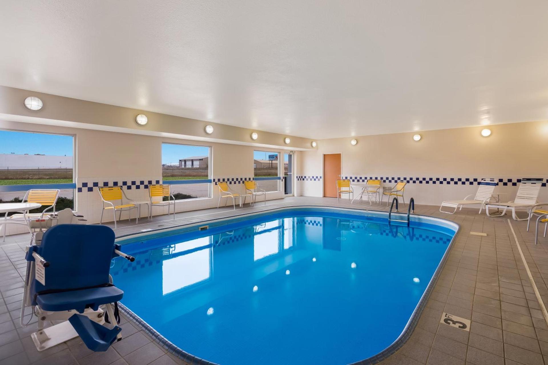 AmericInn by Wyndham Minot photo 40