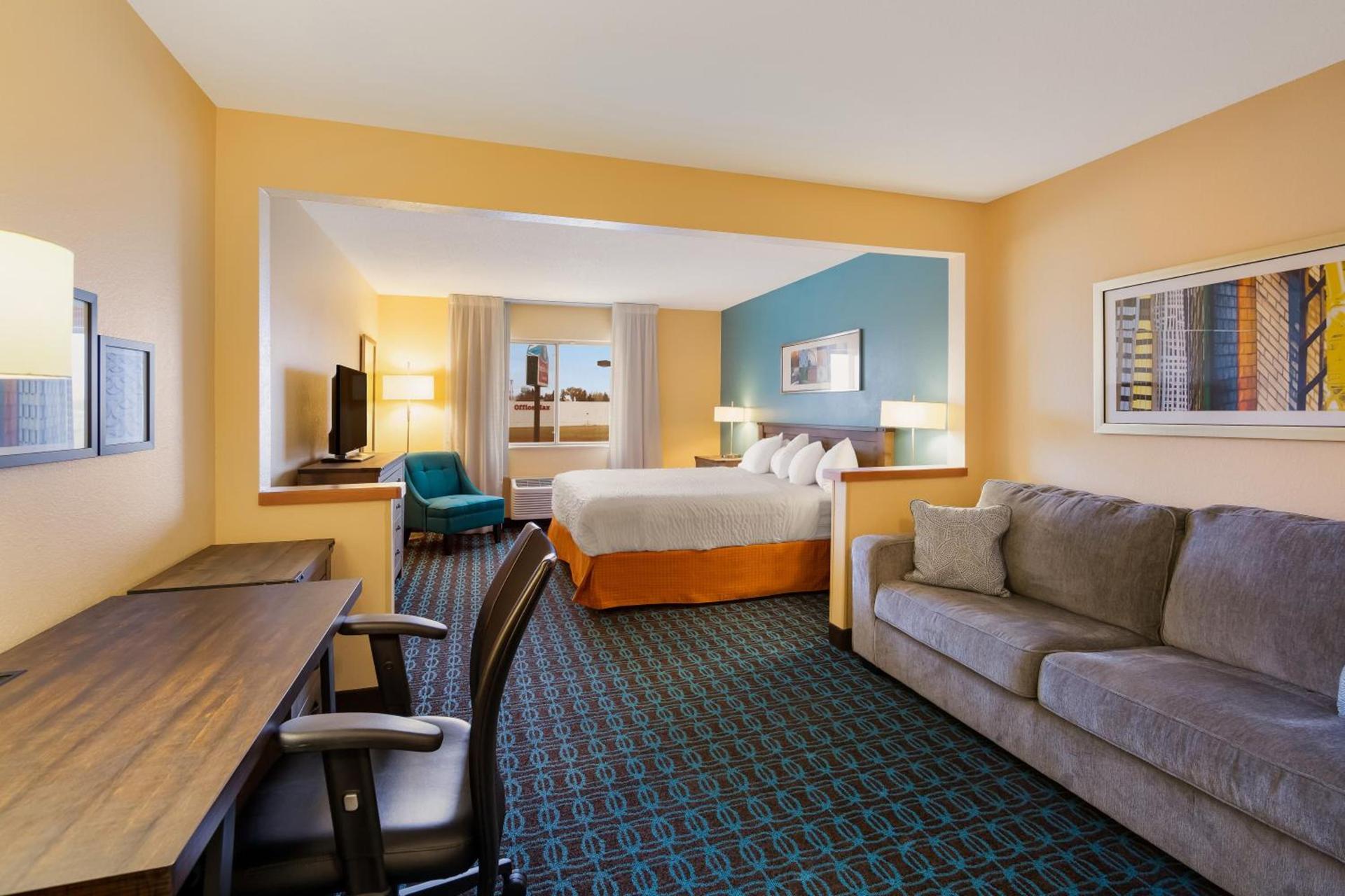 AmericInn by Wyndham Minot photo 38