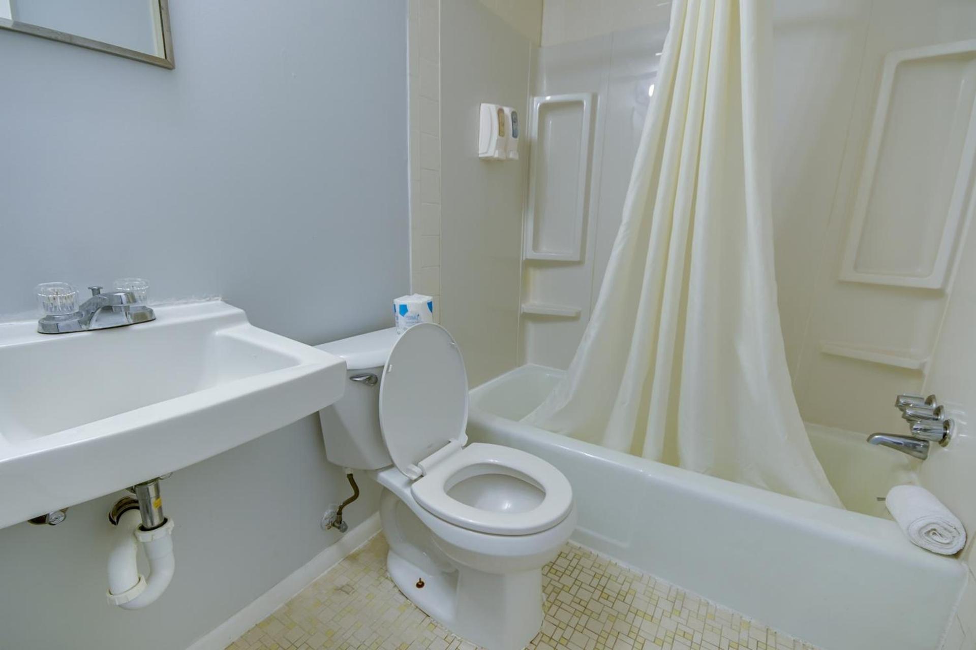 Rideau Oceanfront Motel photo 41