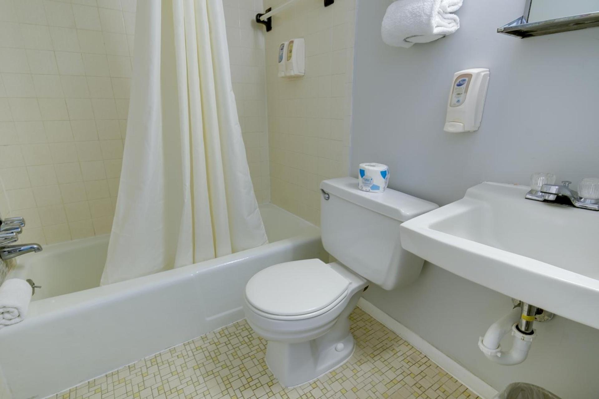 Rideau Oceanfront Motel photo 39