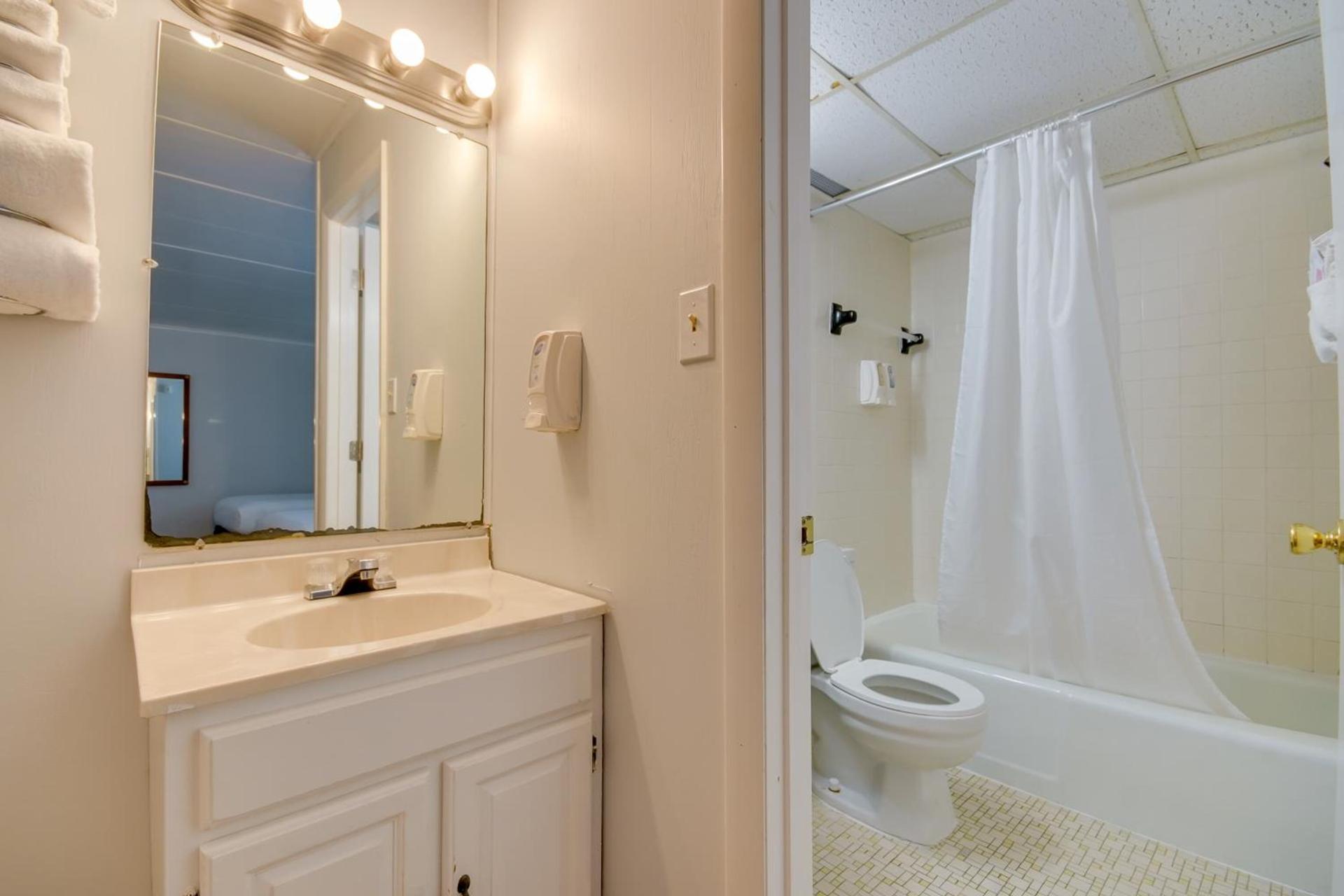 Rideau Oceanfront Motel photo 44