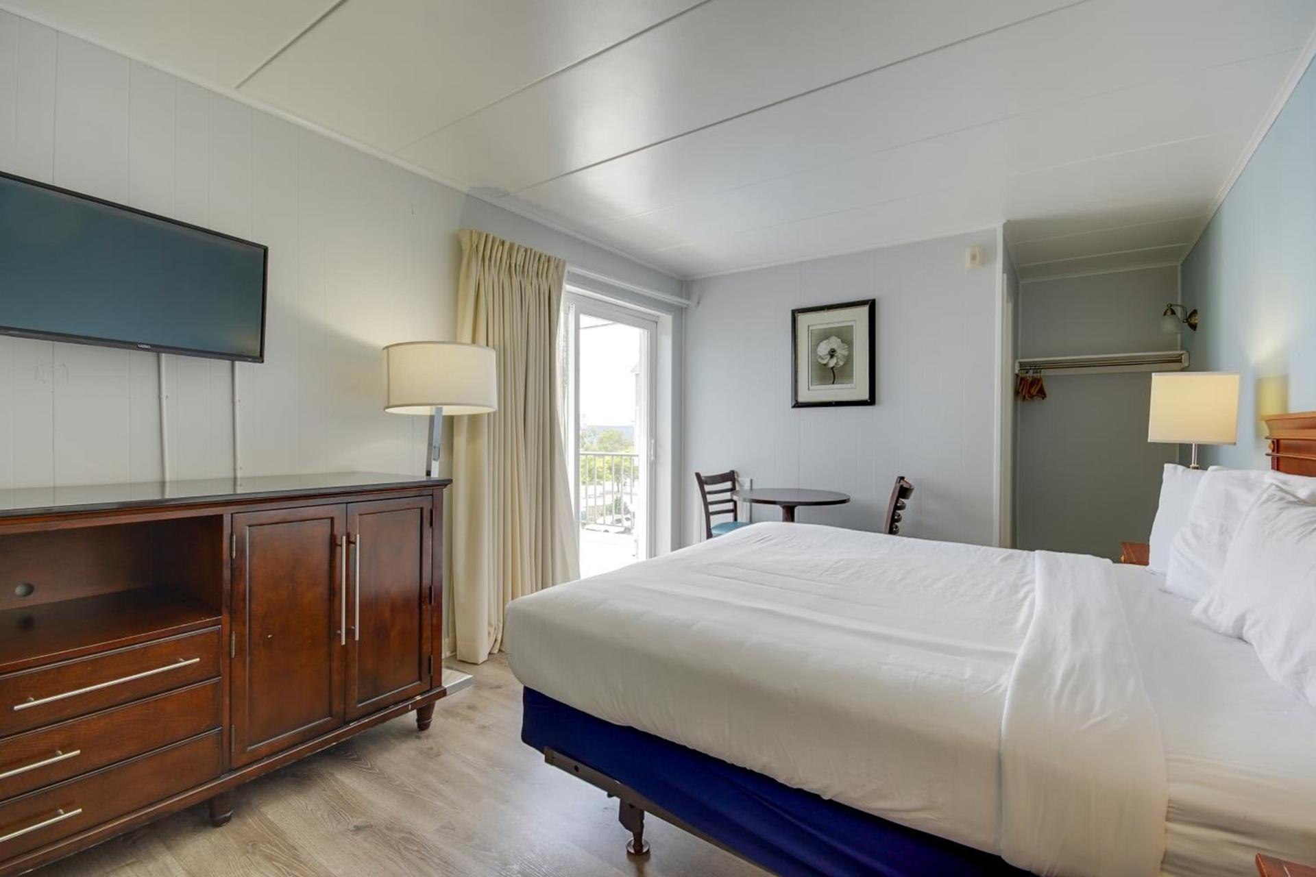 Rideau Oceanfront Motel photo 62