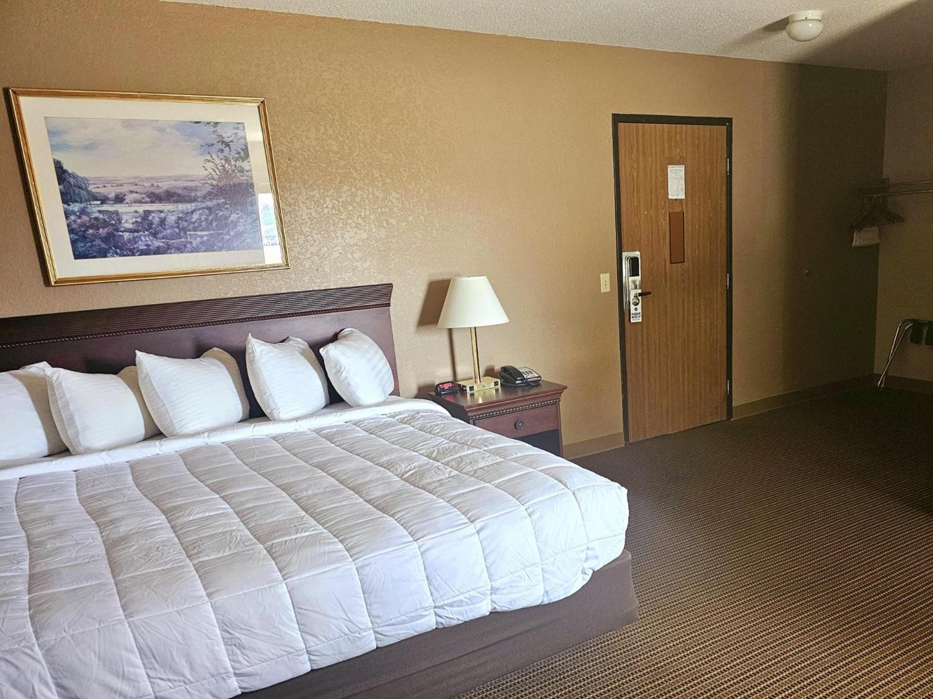Crookston Inn & Convention Center photo 18