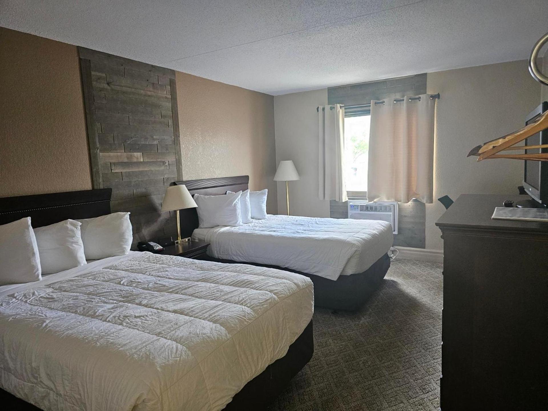 Crookston Inn & Convention Center photo 19