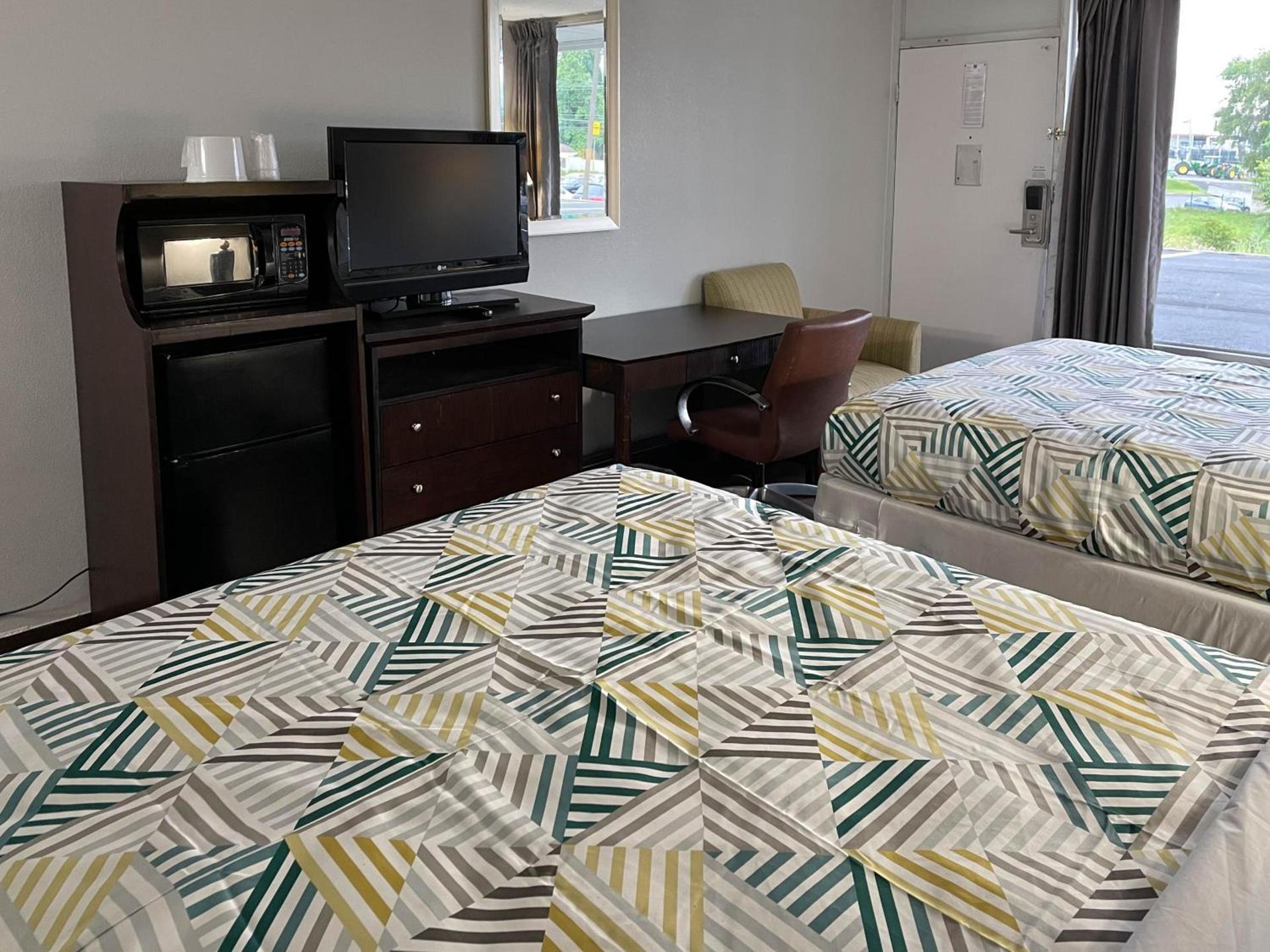 Studio 6 Suites Wytheville, VA photo 9