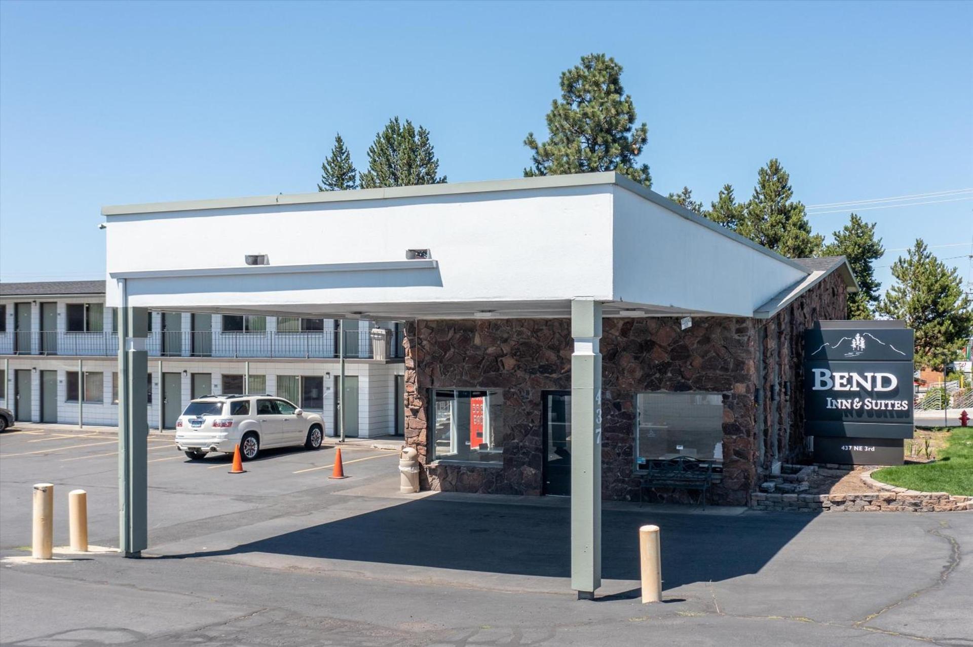 Bend Inn & Suites photo 21