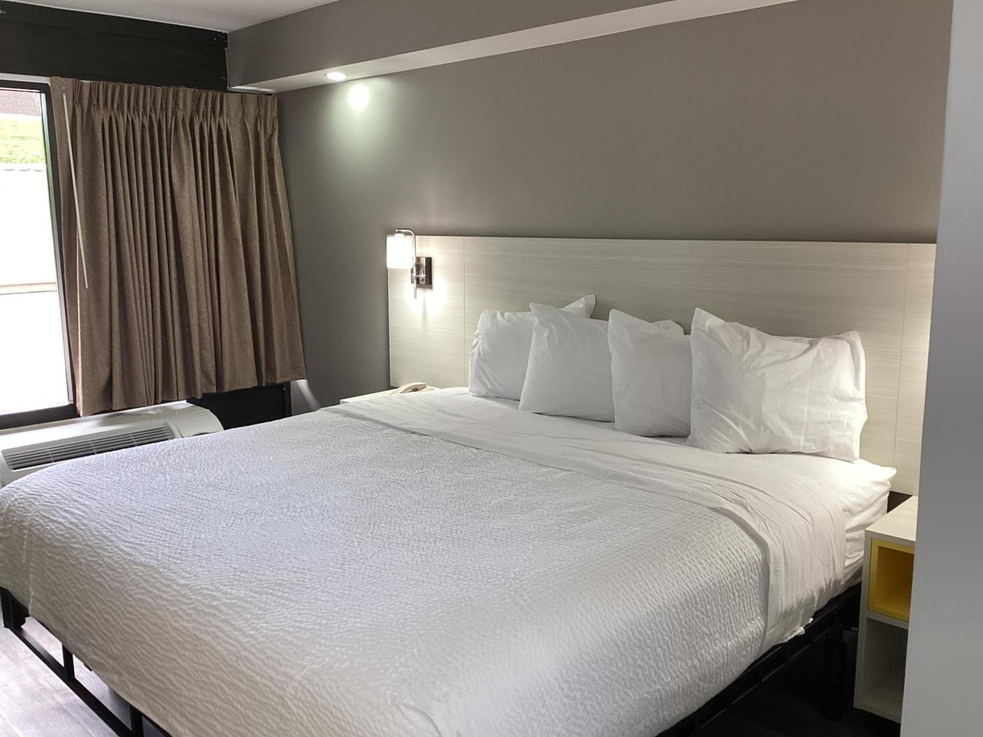 Days-Inn by Wyndham Baltimore Northwest photo 30