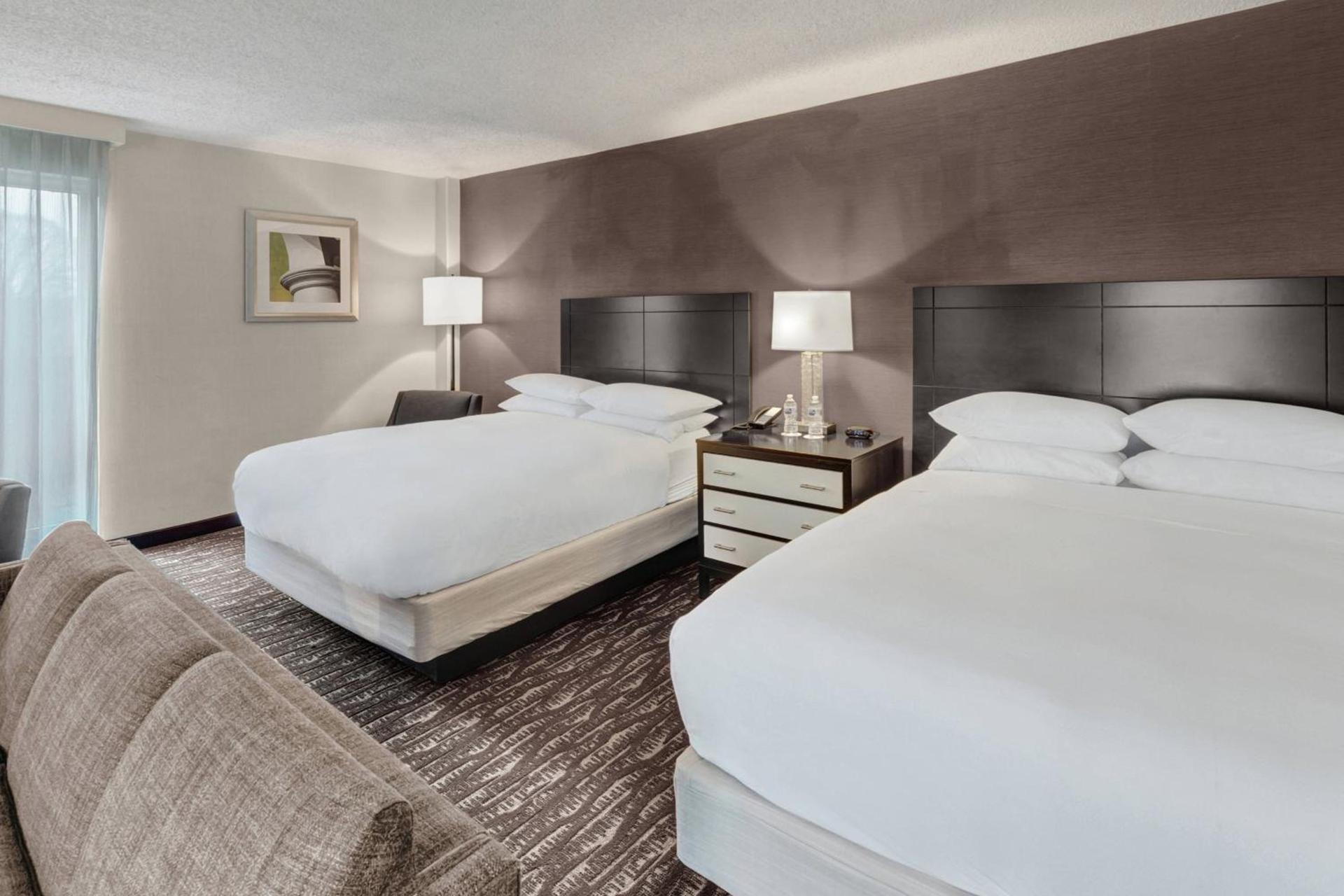 Delta Hotels by Marriott Baltimore North photo 13