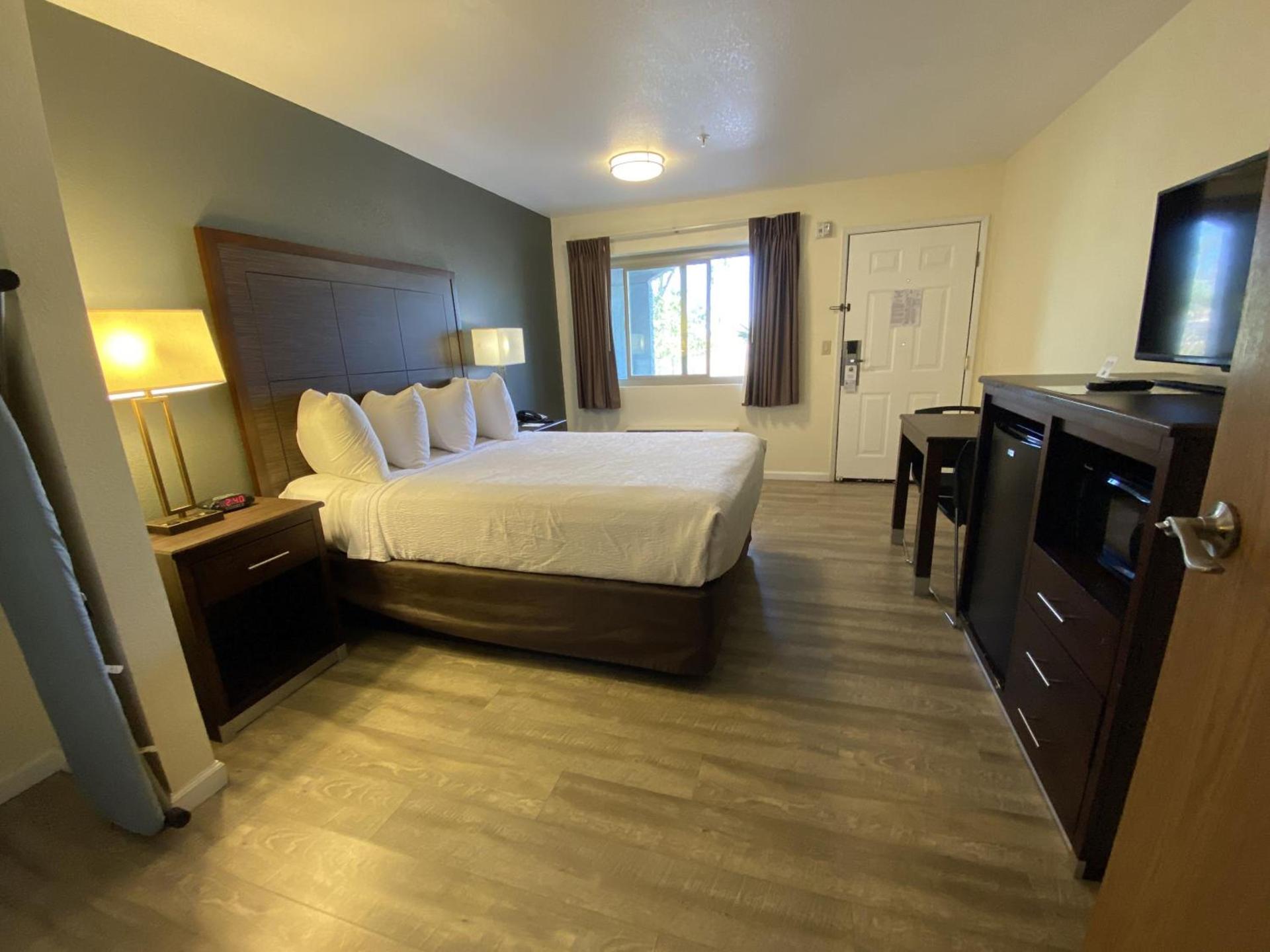 SureStay Hotel by Best Western Williams photo 59