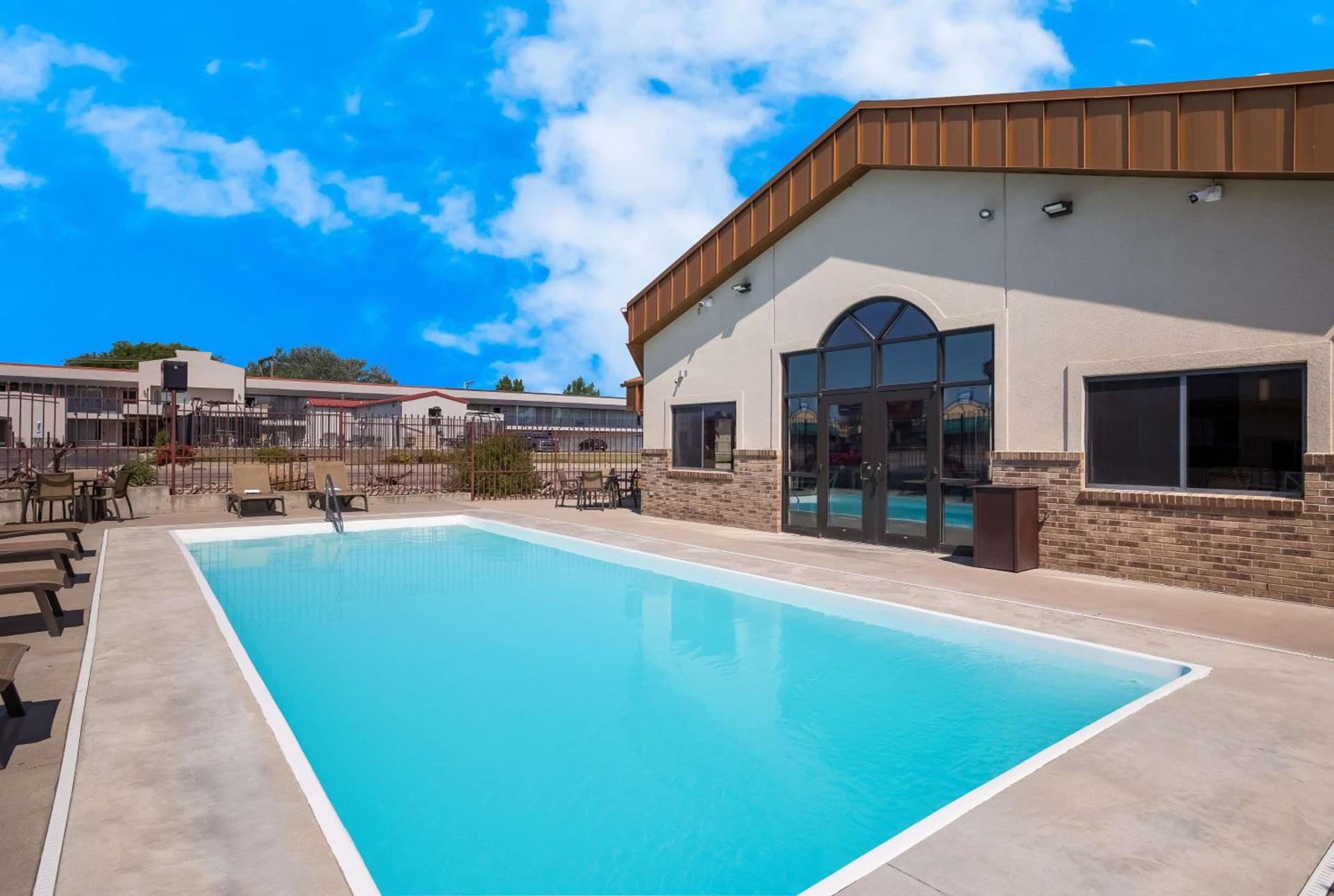 Best Western Plains Motel photo 11