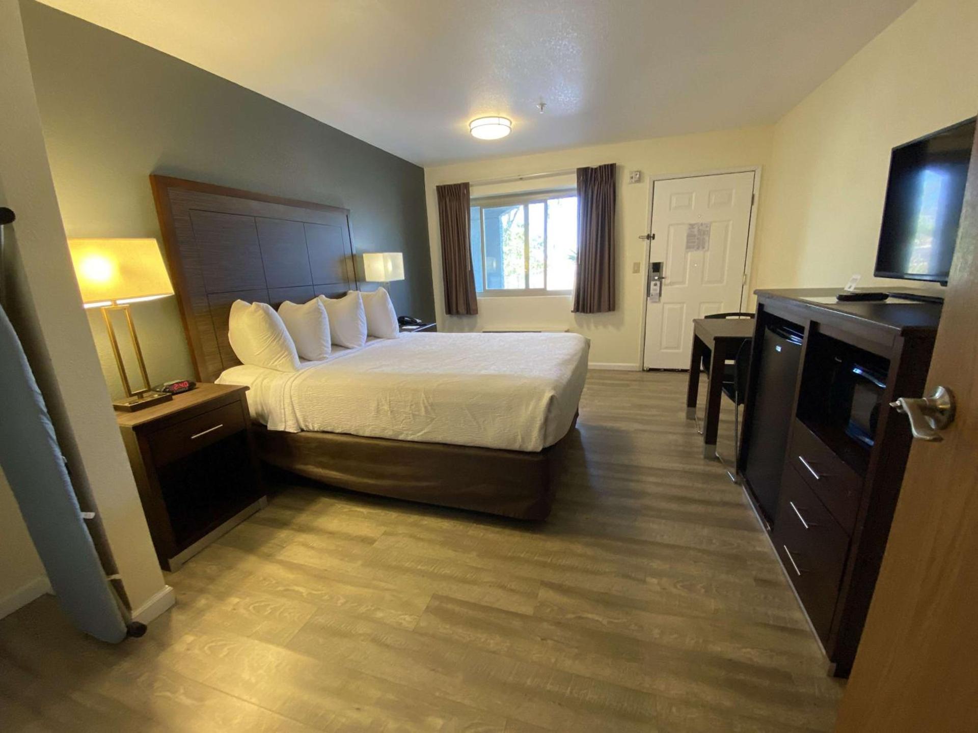 SureStay Hotel by Best Western Williams photo 21