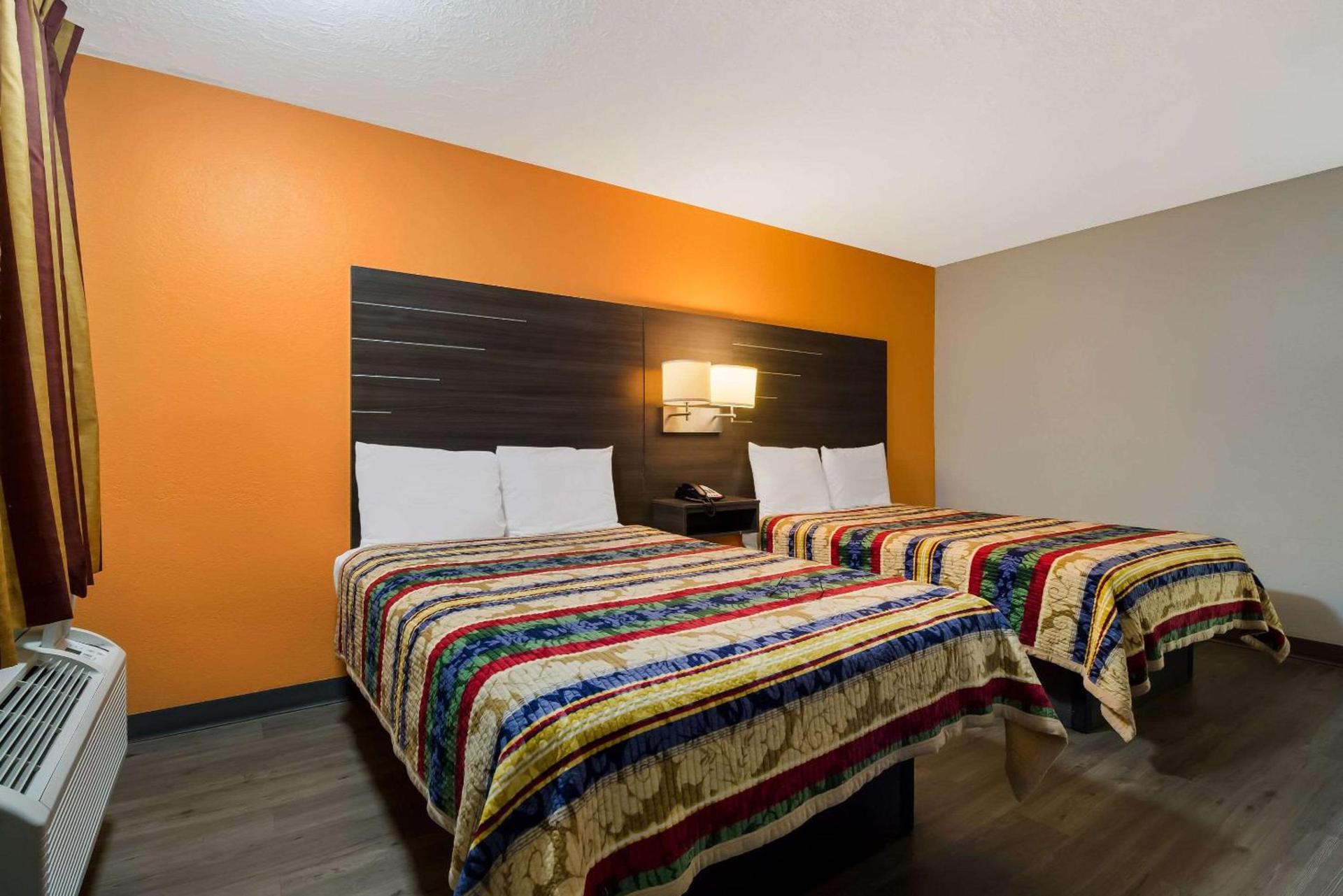 Monsoon Inn photo 7