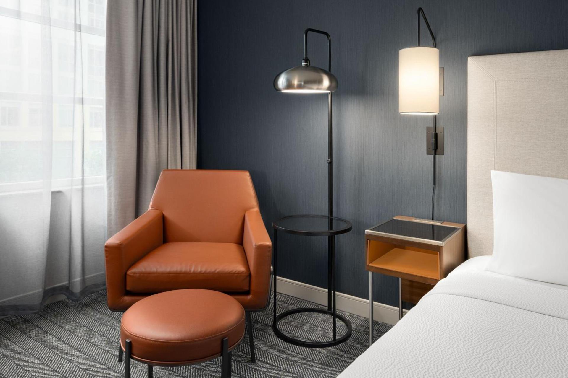 Courtyard by Marriott Seattle Bellevue/Downtown photo 12