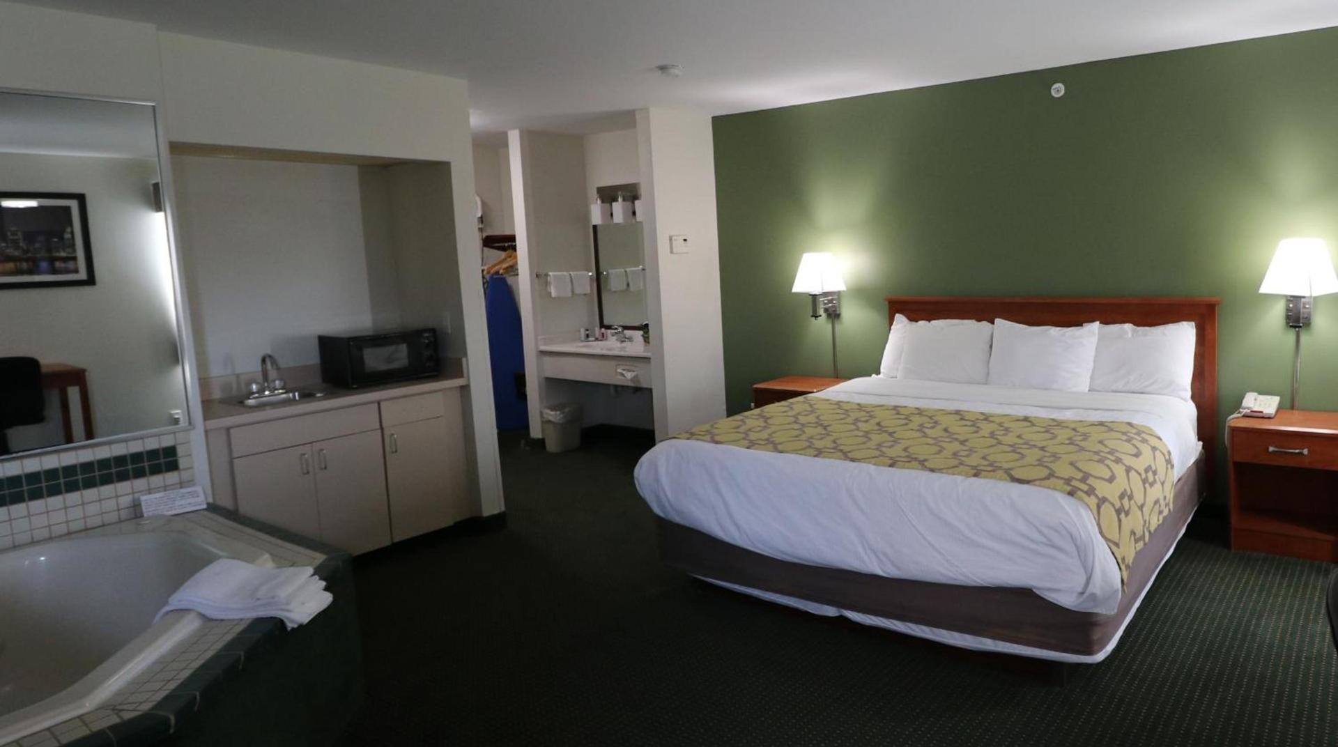 Sleep Inn & Suites - Oxford - University Area photo 29