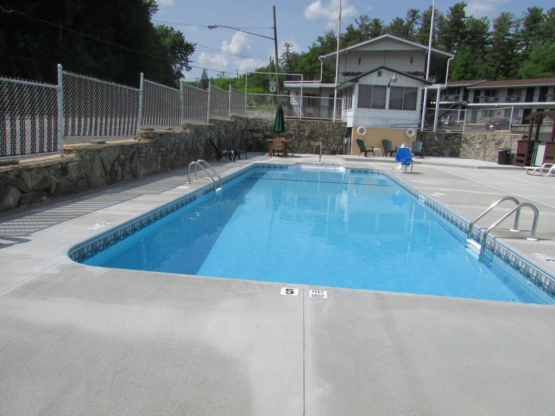 The Lake George Inn photo 28