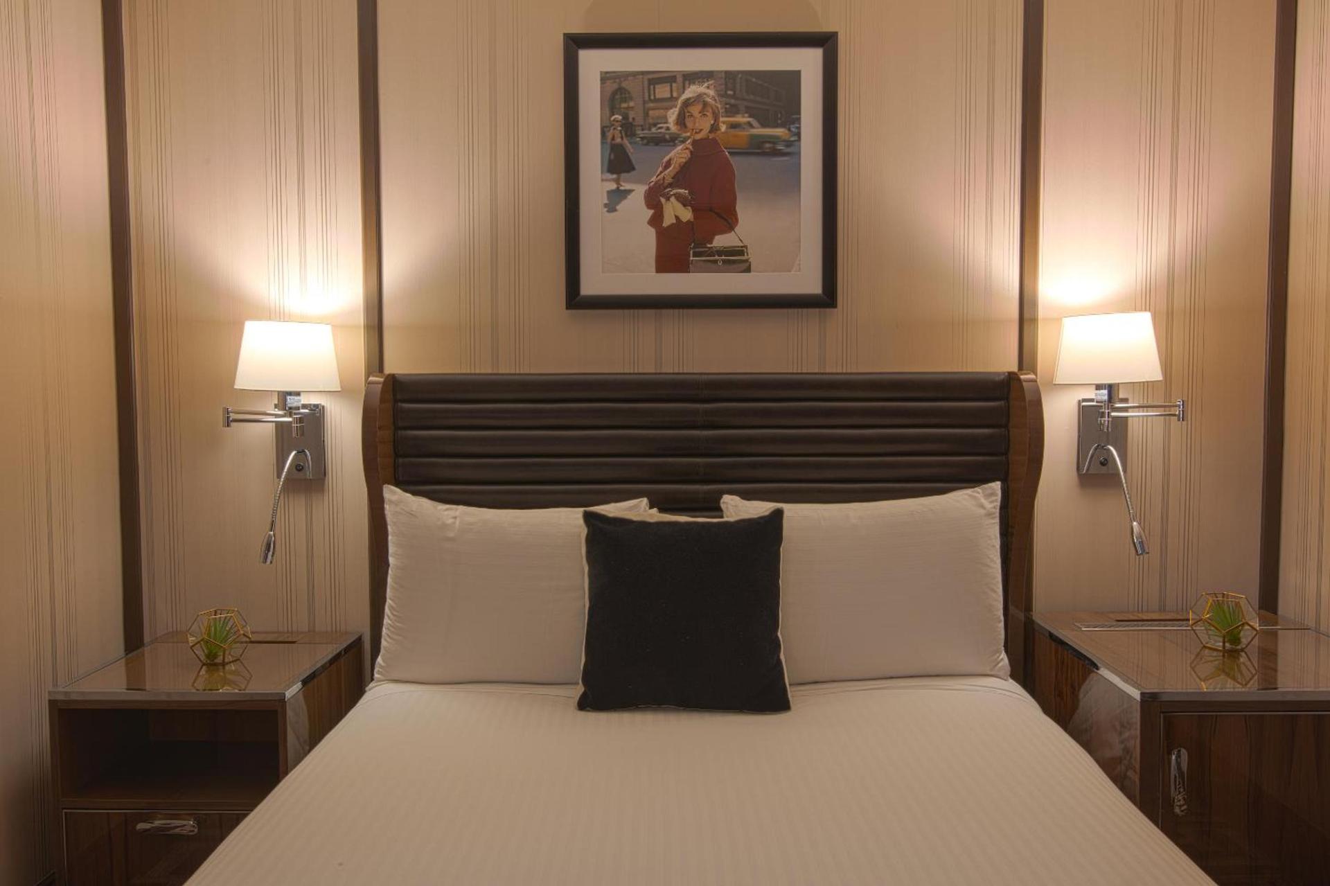 The Iroquois Times Square, a Small Luxury Hotel photo 50