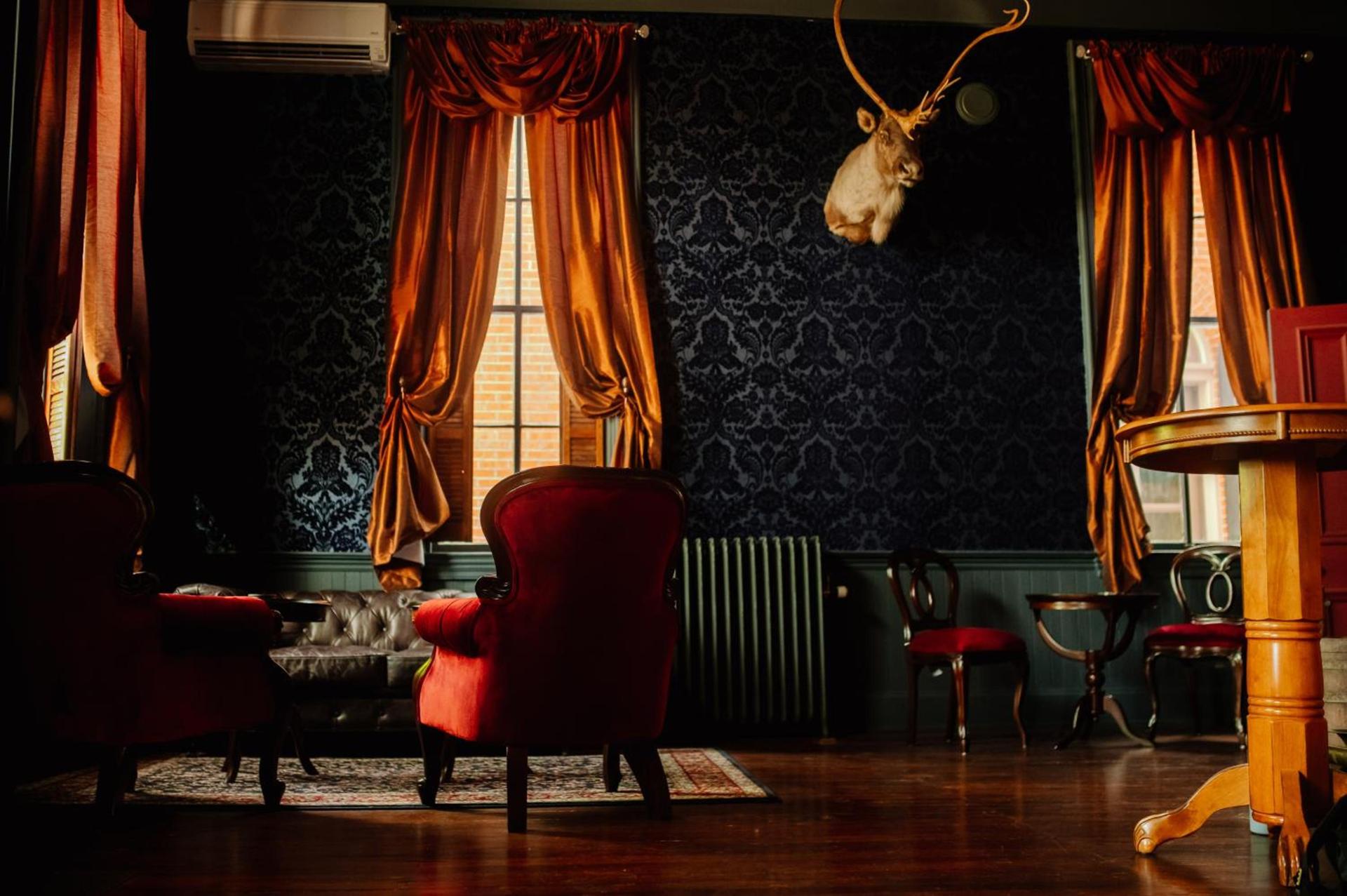 White House Hotel photo 37