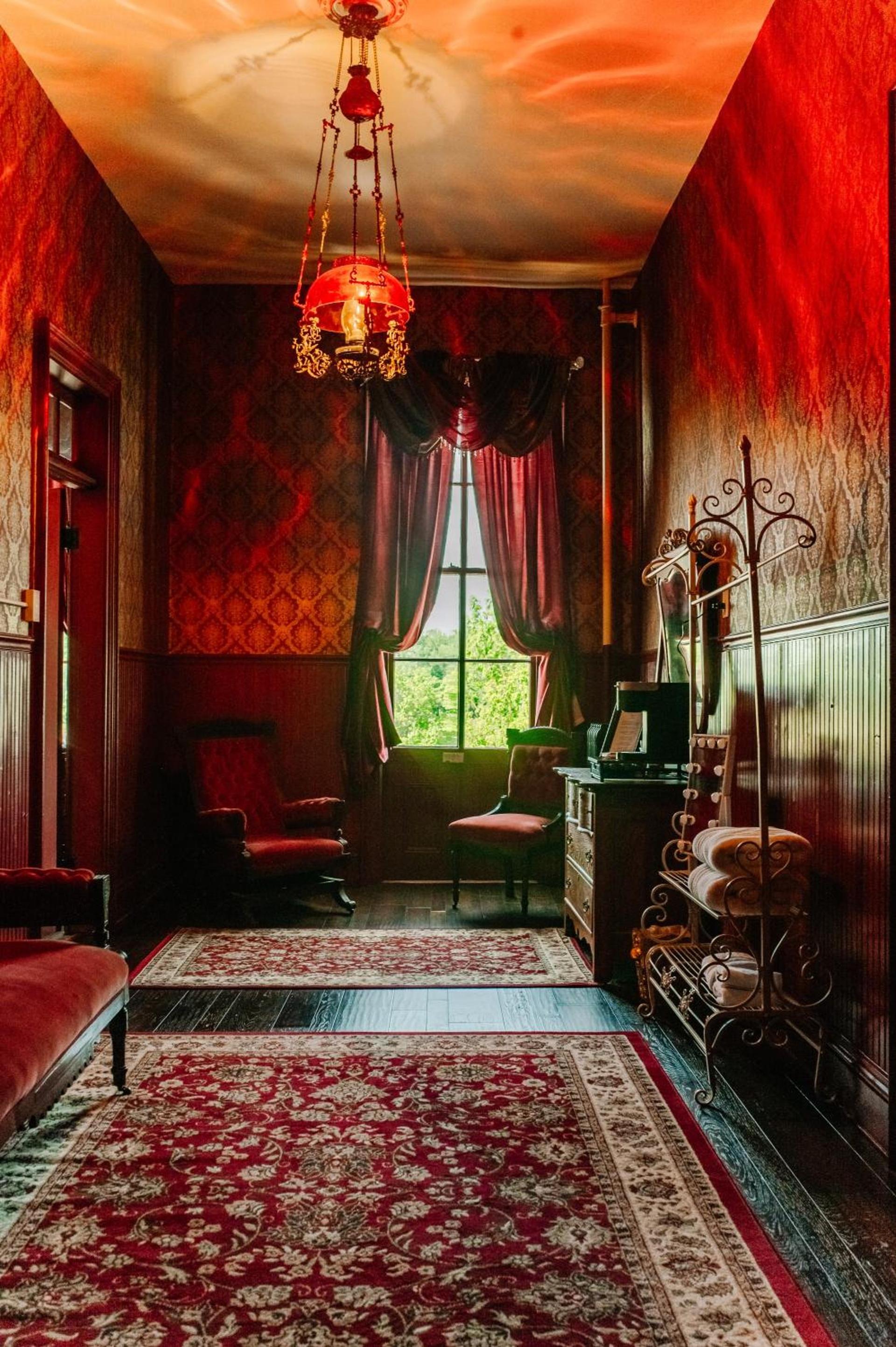 White House Hotel photo 20