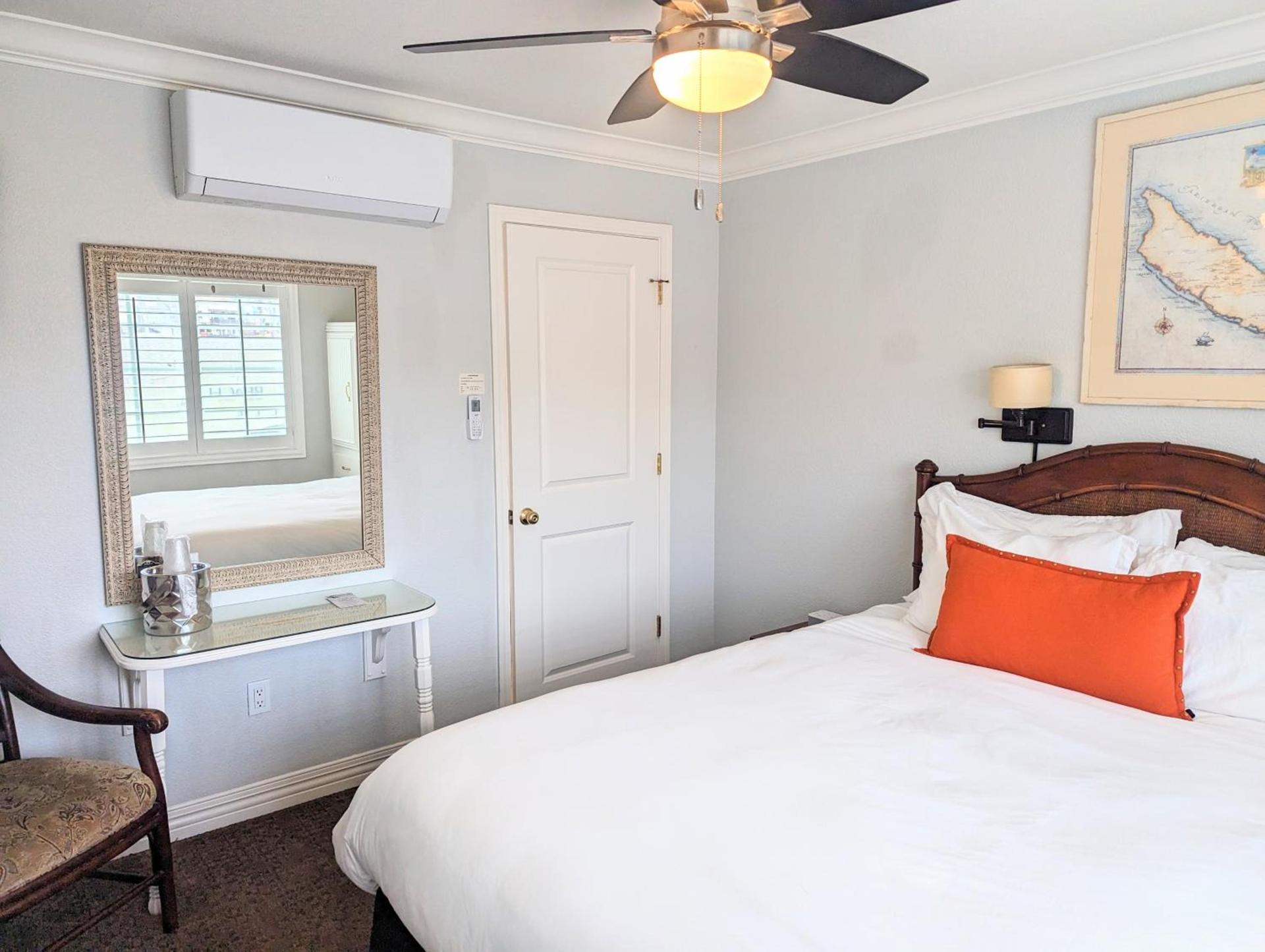 Capitola Hotel photo 32
