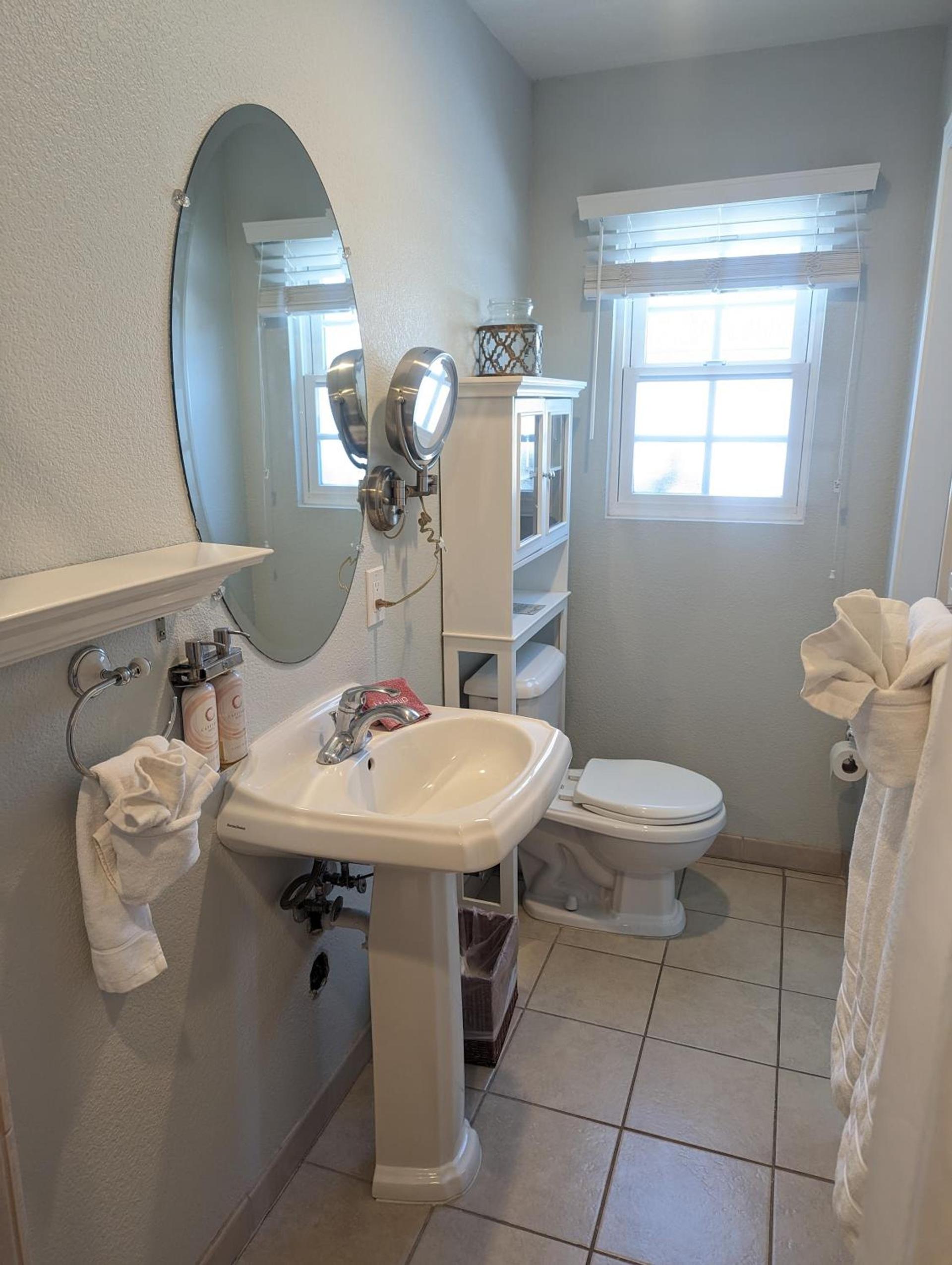 Capitola Hotel photo 39