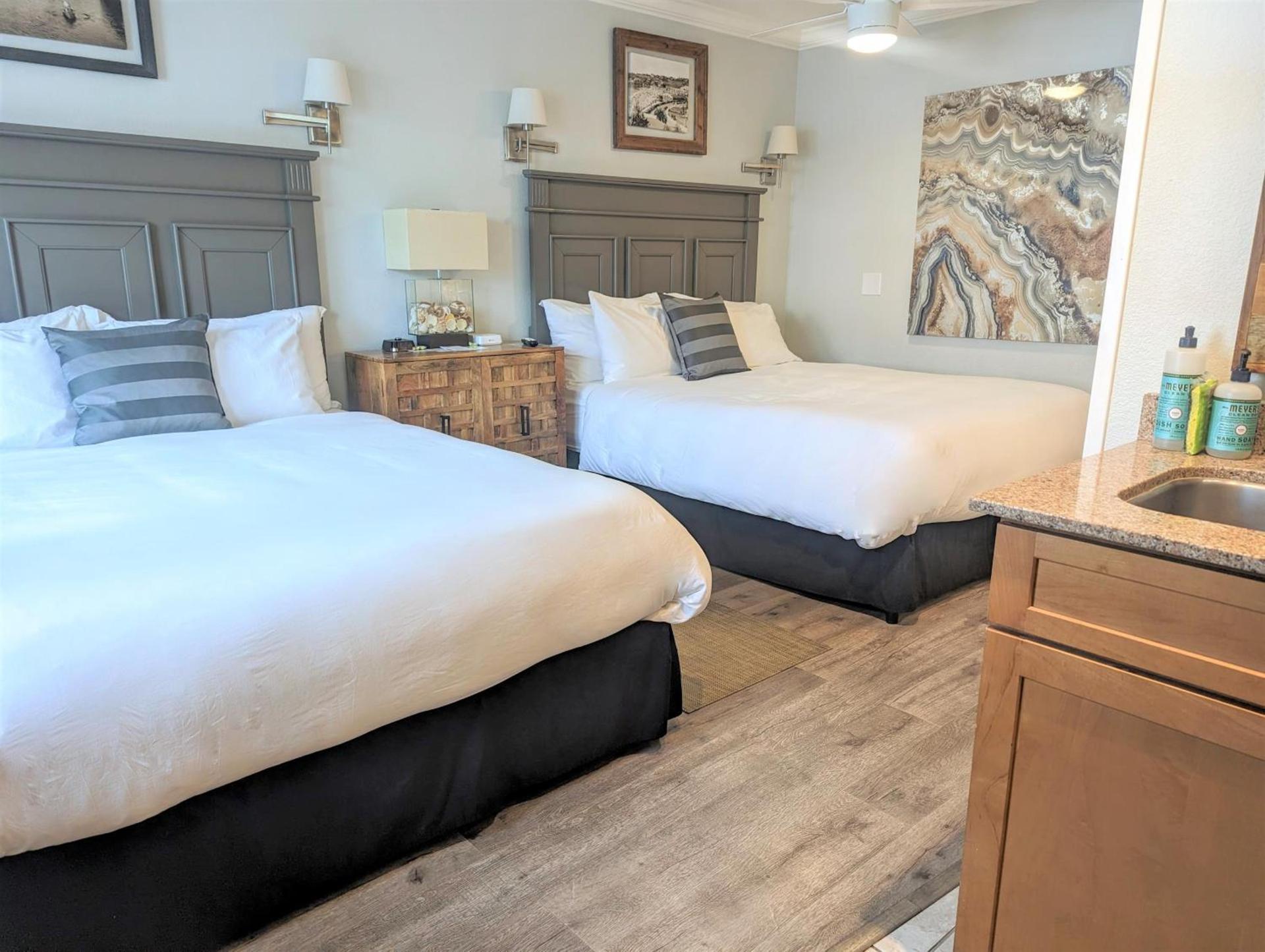 Capitola Hotel photo 46