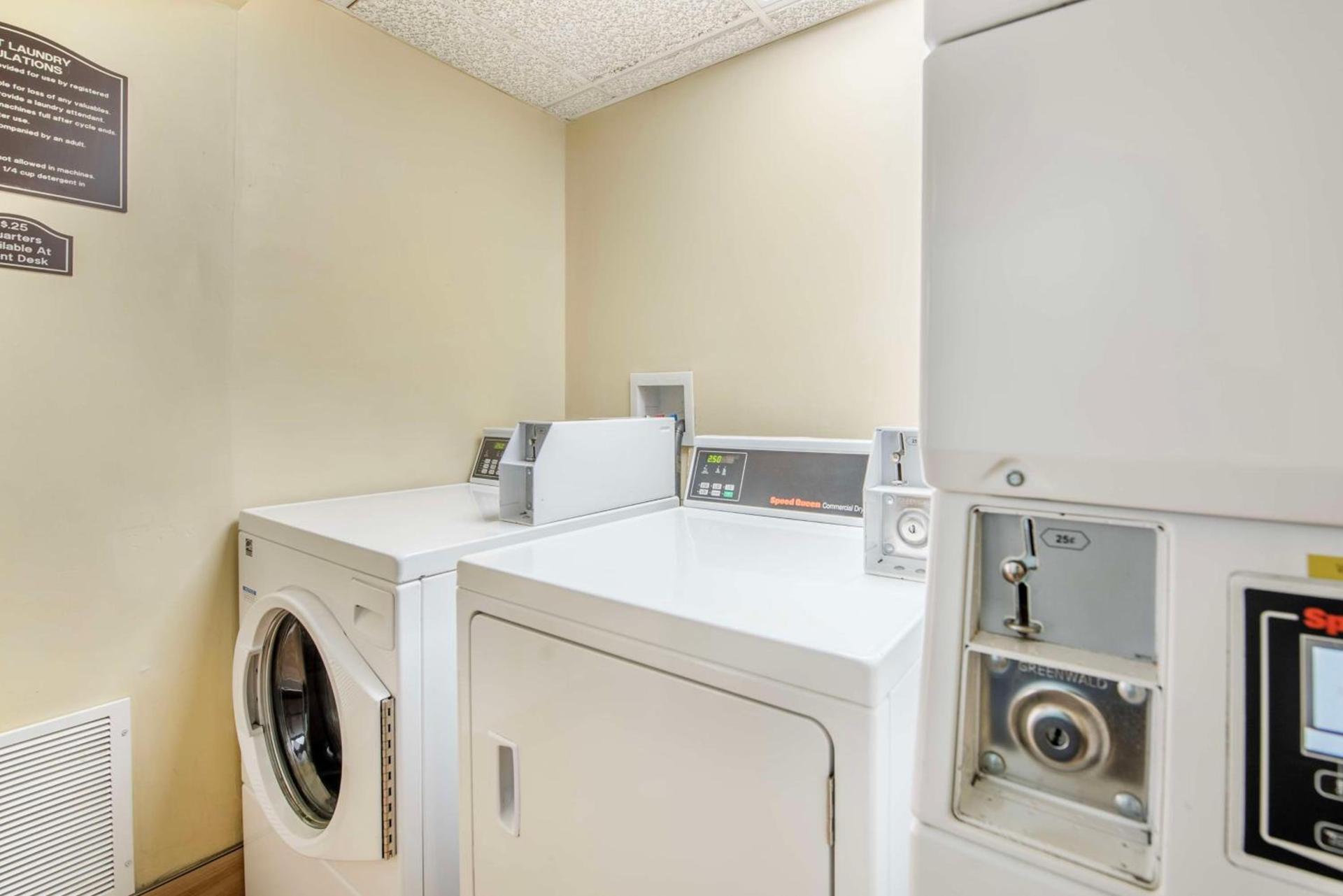 Best Western Plus Bridgeport Inn photo 47
