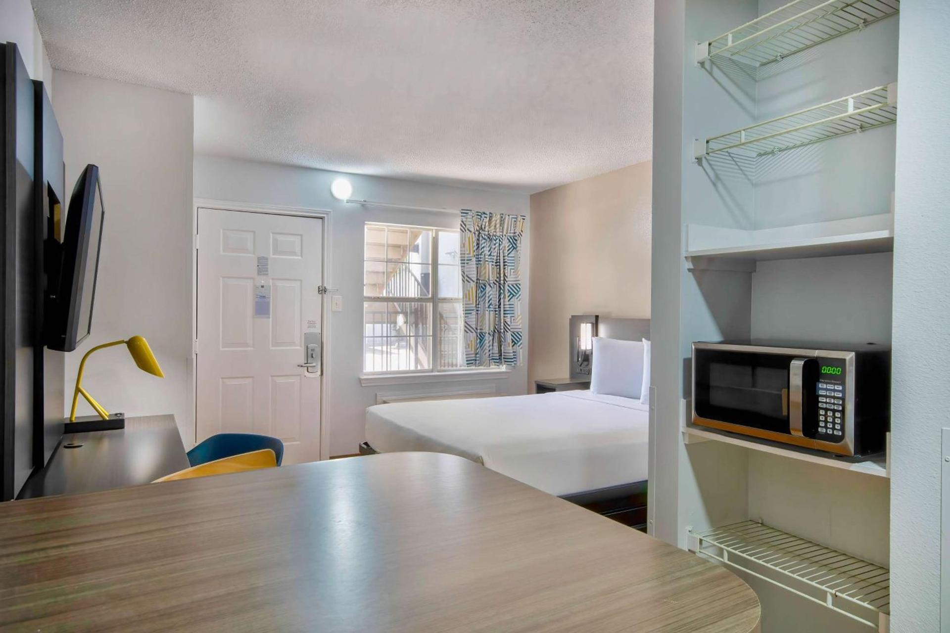 Studio 6 Extended Stay - Austin, TX - Midtown photo 20