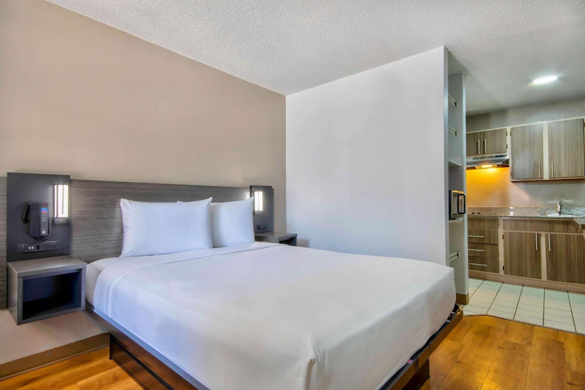 Studio 6 Extended Stay - Austin, TX - Midtown photo 18