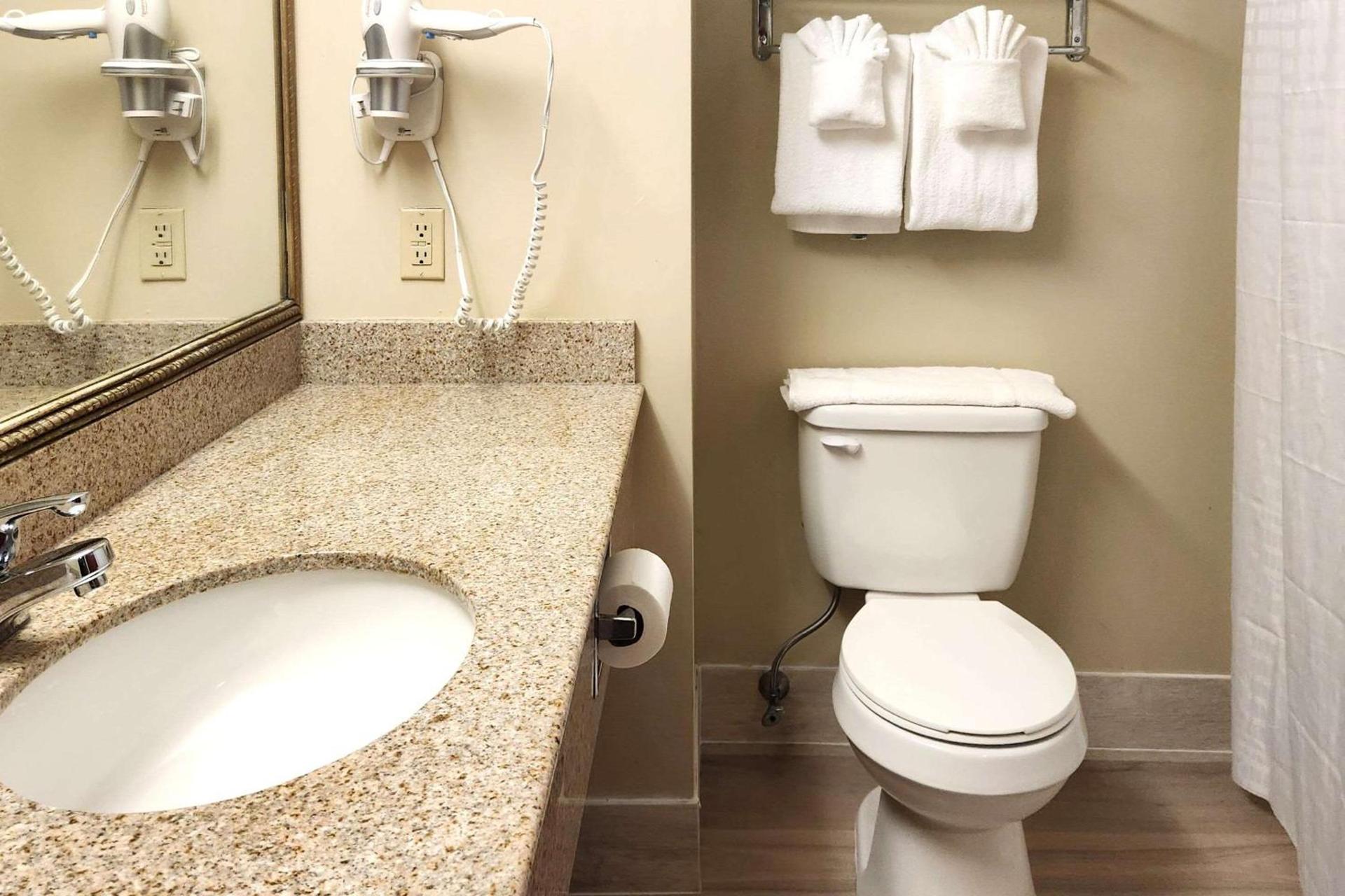 Comfort Inn & Suites Mount Pocono photo 19