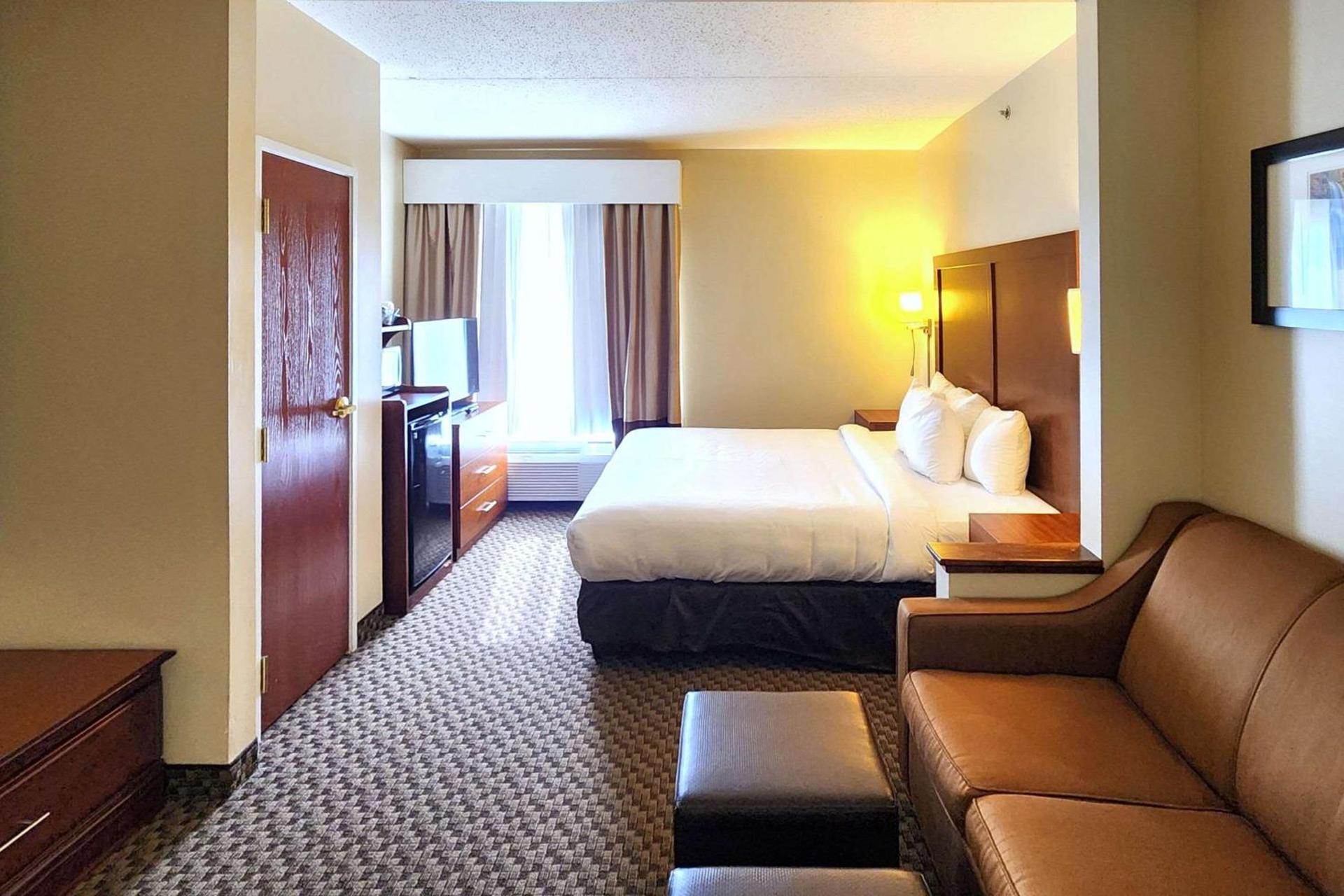 Comfort Inn & Suites Mount Pocono photo 16