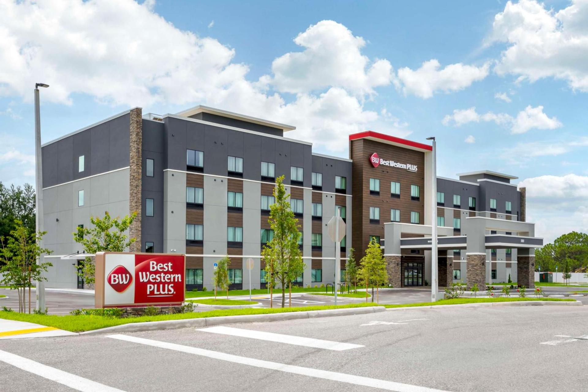 Best Western Plus Winter Haven Inn & Suites photo 10