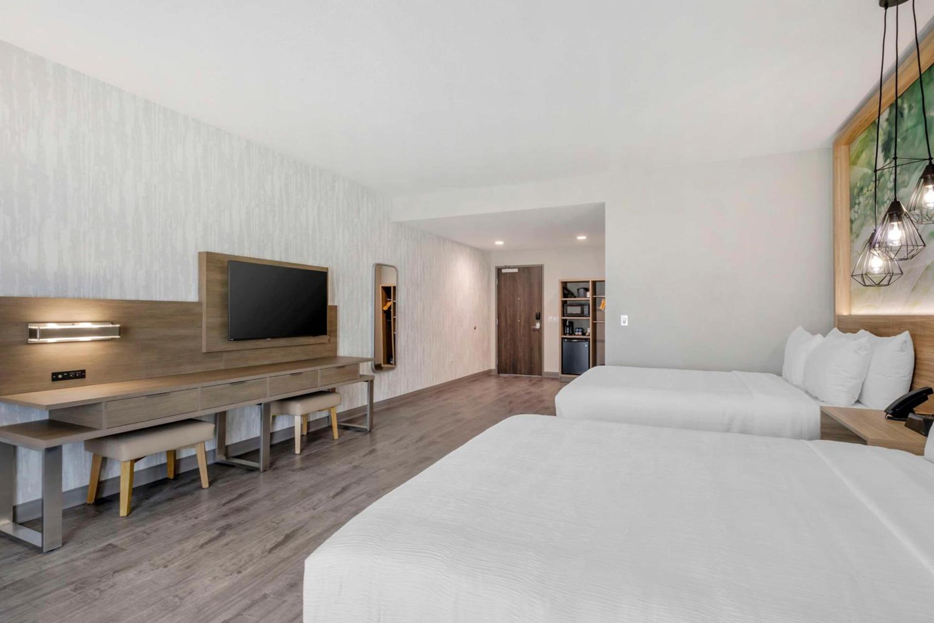 Best Western Plus Winter Haven Inn & Suites photo 37