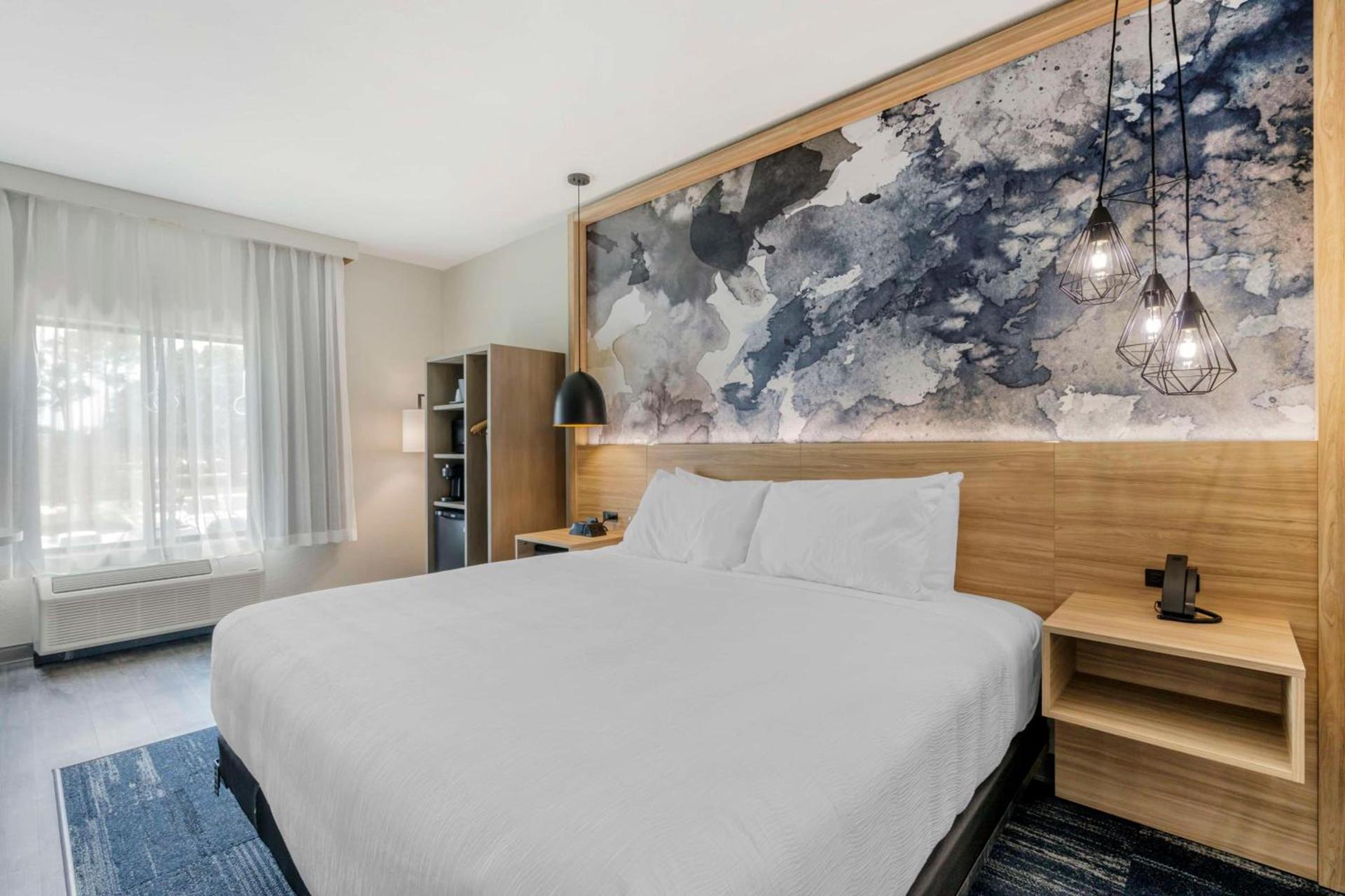 Best Western Plus Winter Haven Inn & Suites photo 17